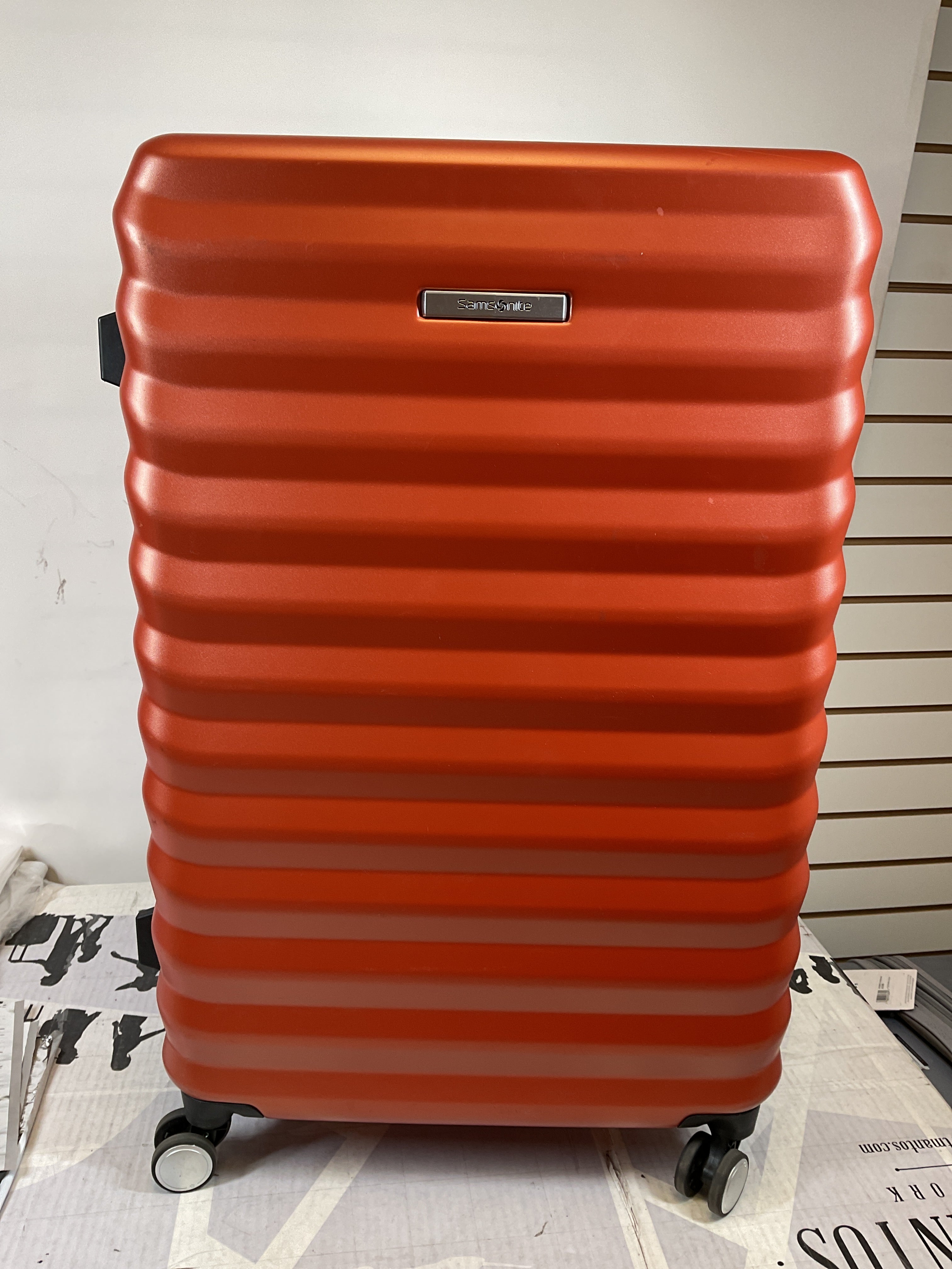 Samsonite Hard-Sided 28-Inch Lightweight Checked Large Expandable Element Suitcase: Durable, 360 Spinner Wheels, Adjustable Telescopic Handle, TSA-Approved Lock ( Copper Orange , 28-Inch Checked-Large ) Copper Orange 28 Inch Checked Large U2