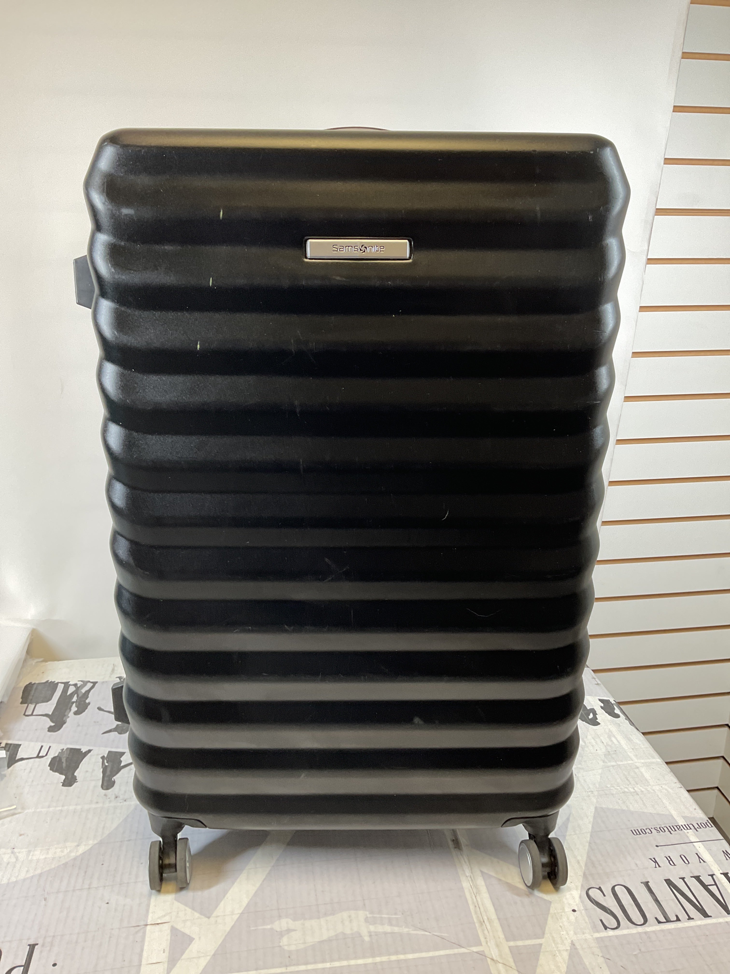 Samsonite Hard-Sided 28-Inch Lightweight Checked Large Expandable Element Suitcase: Durable, 360 Spinner Wheels, Adjustable Telescopic Handle, TSA-Approved Lock ( Alpine Black , 28-Inch Checked-Large ) Alpine Black 28 Inch Checked Large U1