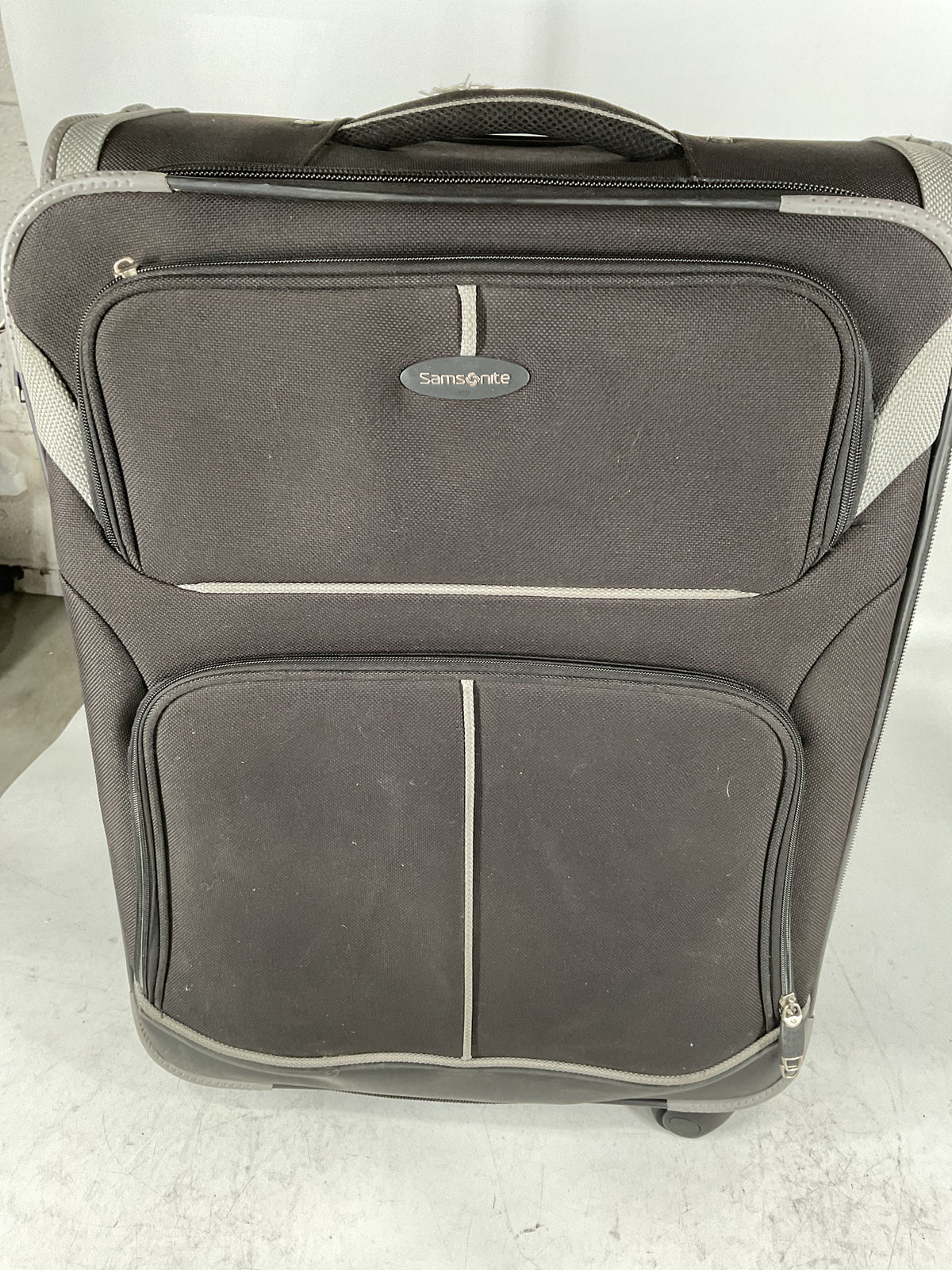 Samsonite Softside 2 piece ( 25 in and 21 in) Set U1