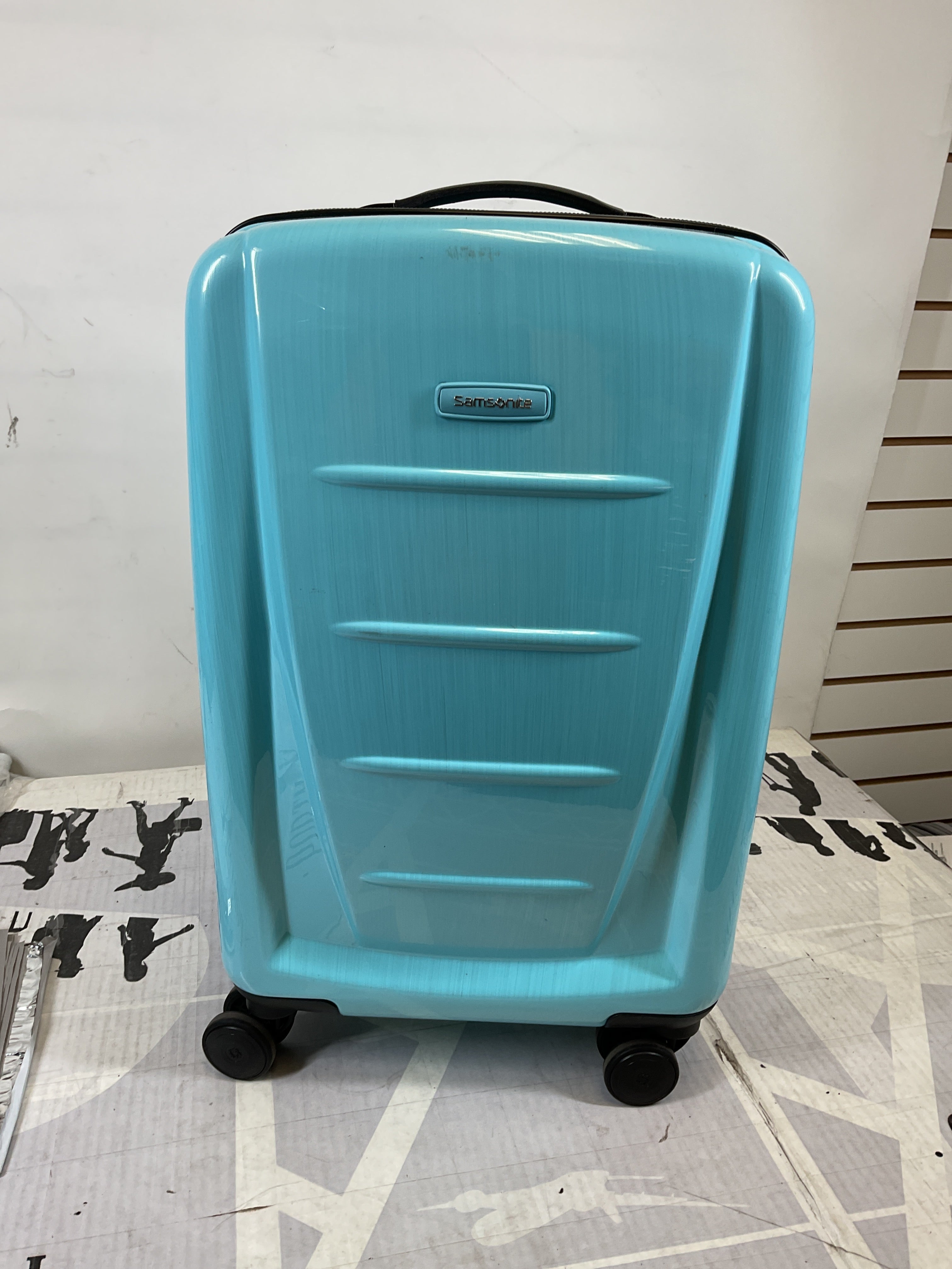 Samsonite Winfield 2 Carry-On 20-Inch Hardside Luggage with Spinner Wheels ( Ice Blue , Carry-On 20-Inch ) Ice Blue Carry On 20 Inch U11