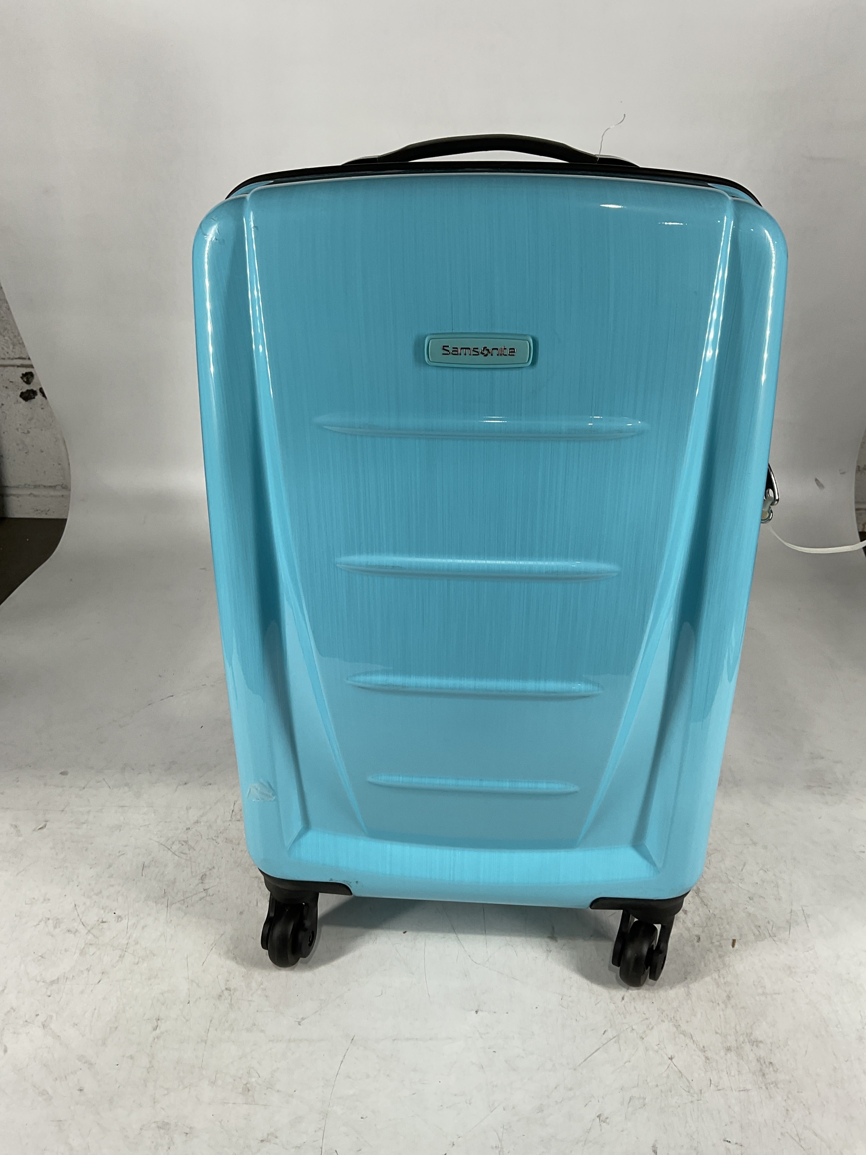 Samsonite Winfield 2 Hardside Luggage with Spinner Wheels U2