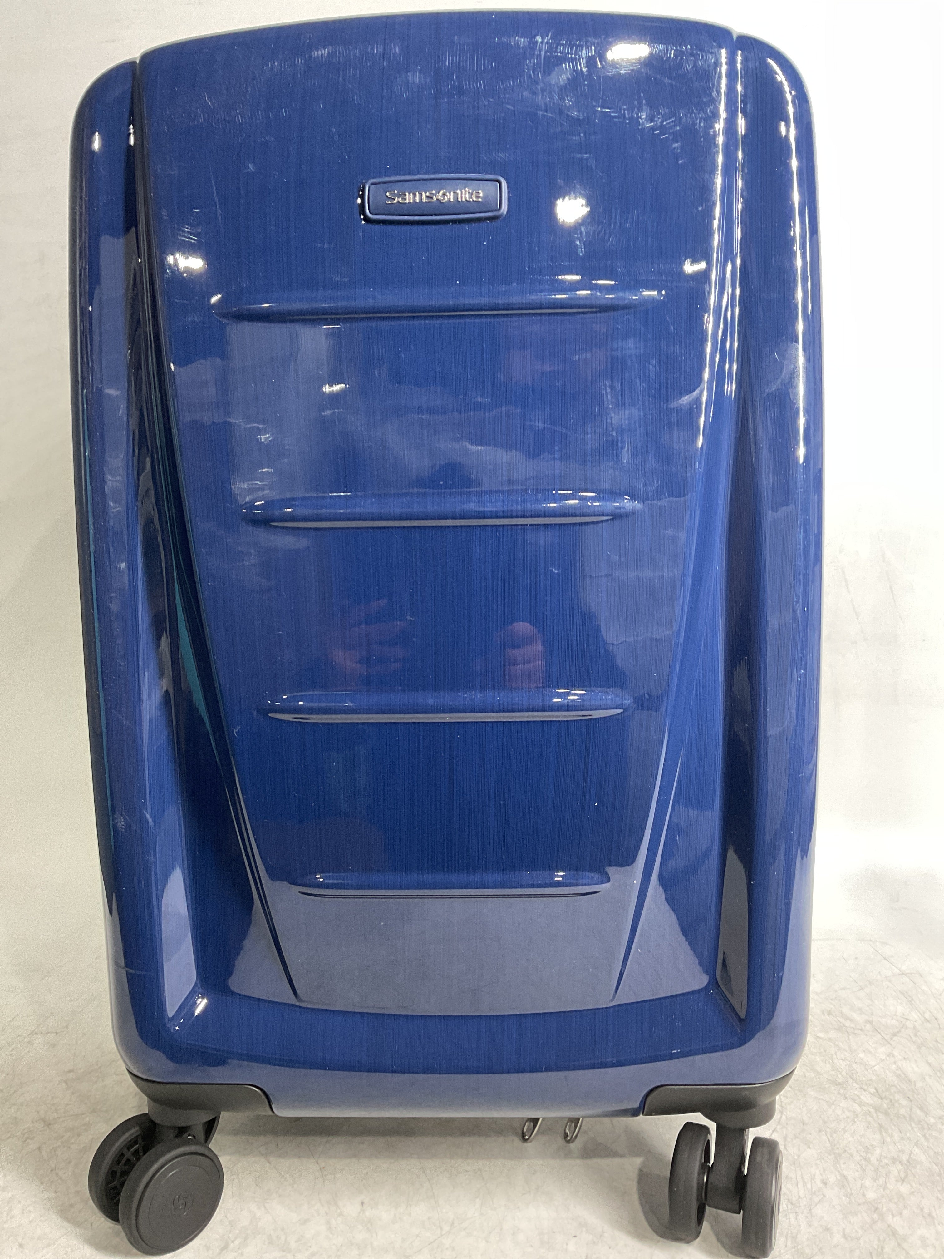 Samsonite Winfield 2 Hardside Luggage with 360 Spinner Wheels, TSA Lock, Airline Approved ( Navy , Carry-On 20-Inch ) Navy Carry On 20 Inch U23