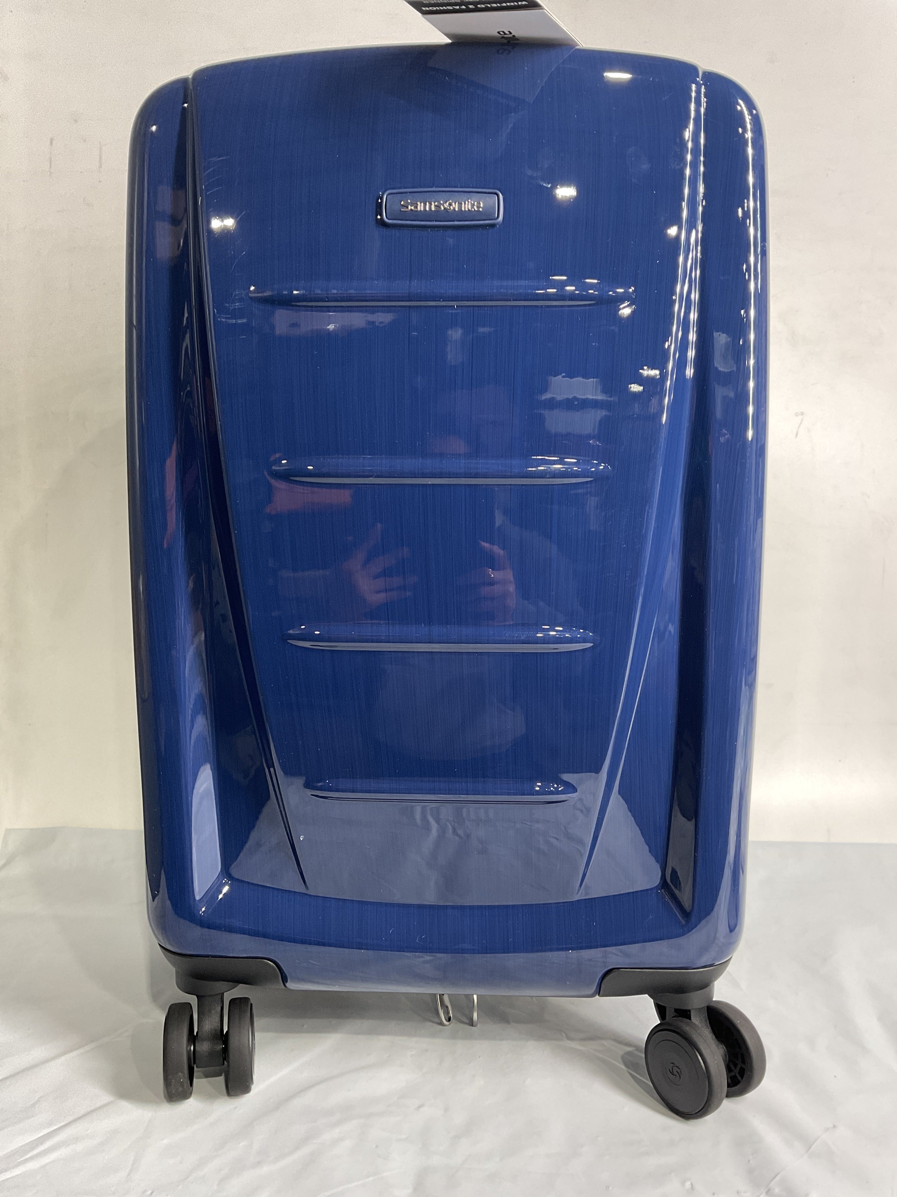 Samsonite Winfield 2 Hardside Luggage with 360 Spinner Wheels, TSA Lock, Airline Approved ( Navy , Carry-On 20-Inch ) Navy Carry On 20 Inch U25