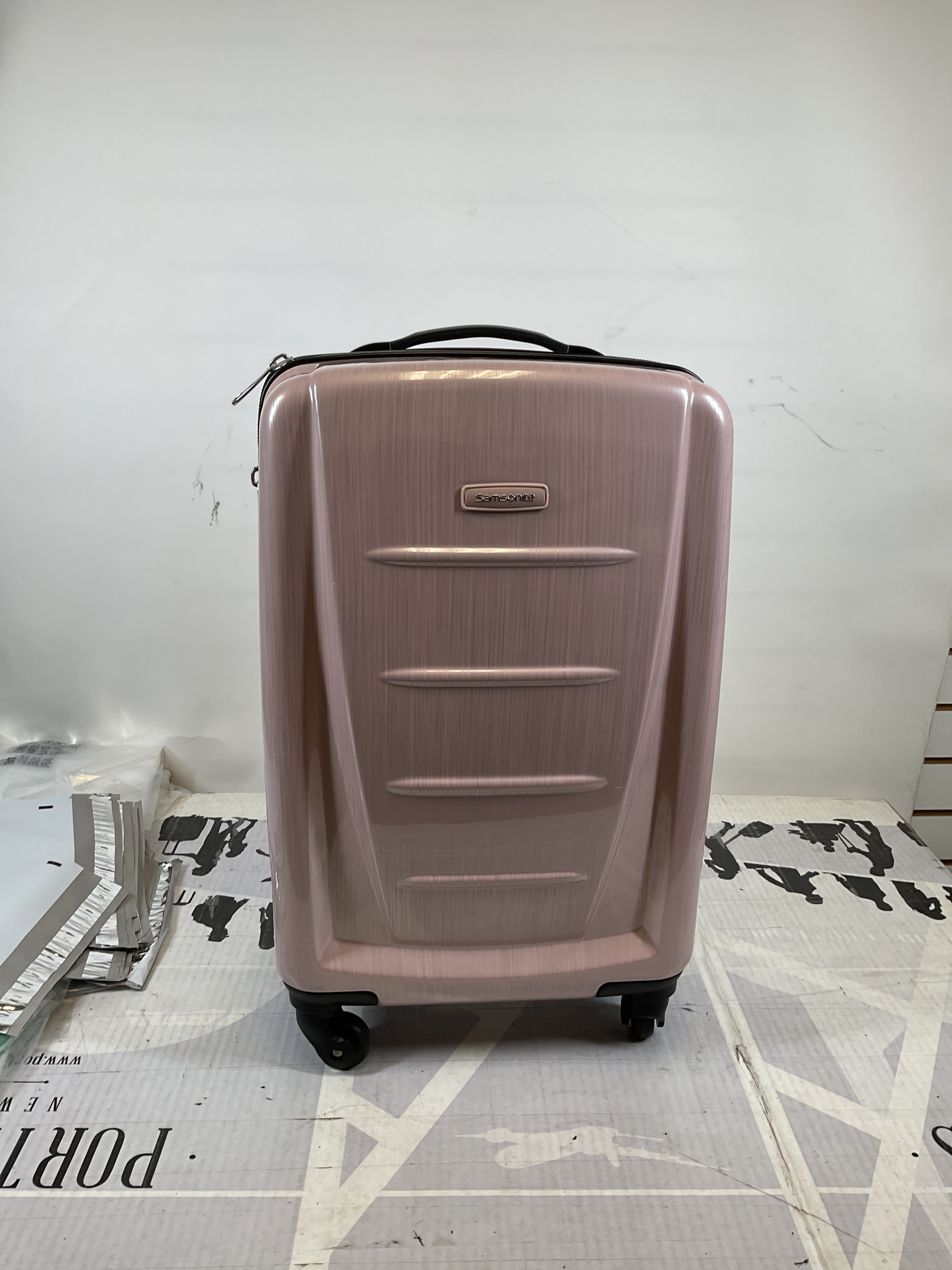 Samsonite Winfield 2 Carry-On 20-Inch Hardside Luggage with Spinner Wheels ( Arctic Pink , Carry-On 20-Inch ) Arctic Pink Carry On 20 Inch U25