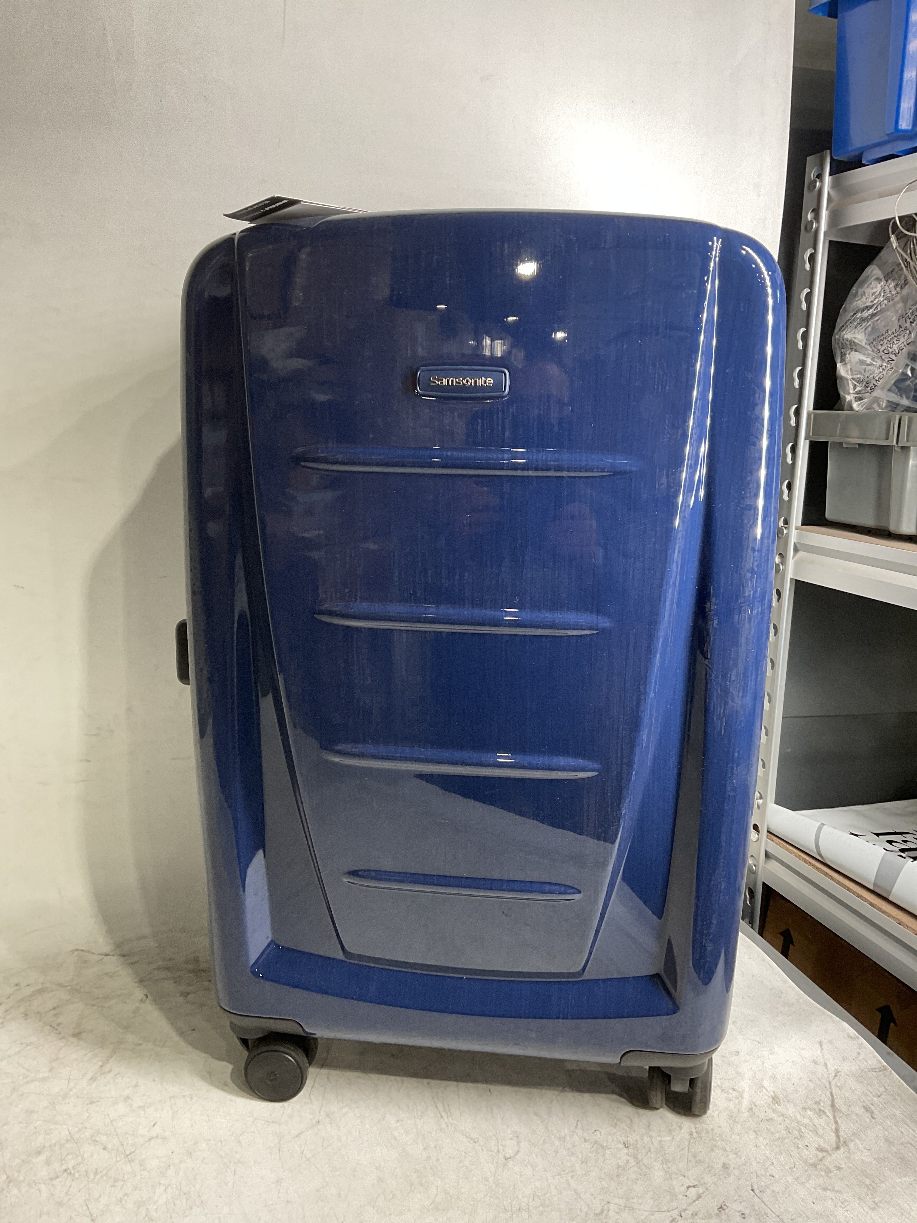 Samsonite Winfield 2 Hardside Luggage with 360 Spinner Wheels, TSA Lock, Airline Approved ( Navy , Checked-Medium 24-Inch ) Navy Checked Medium 24 Inch U4