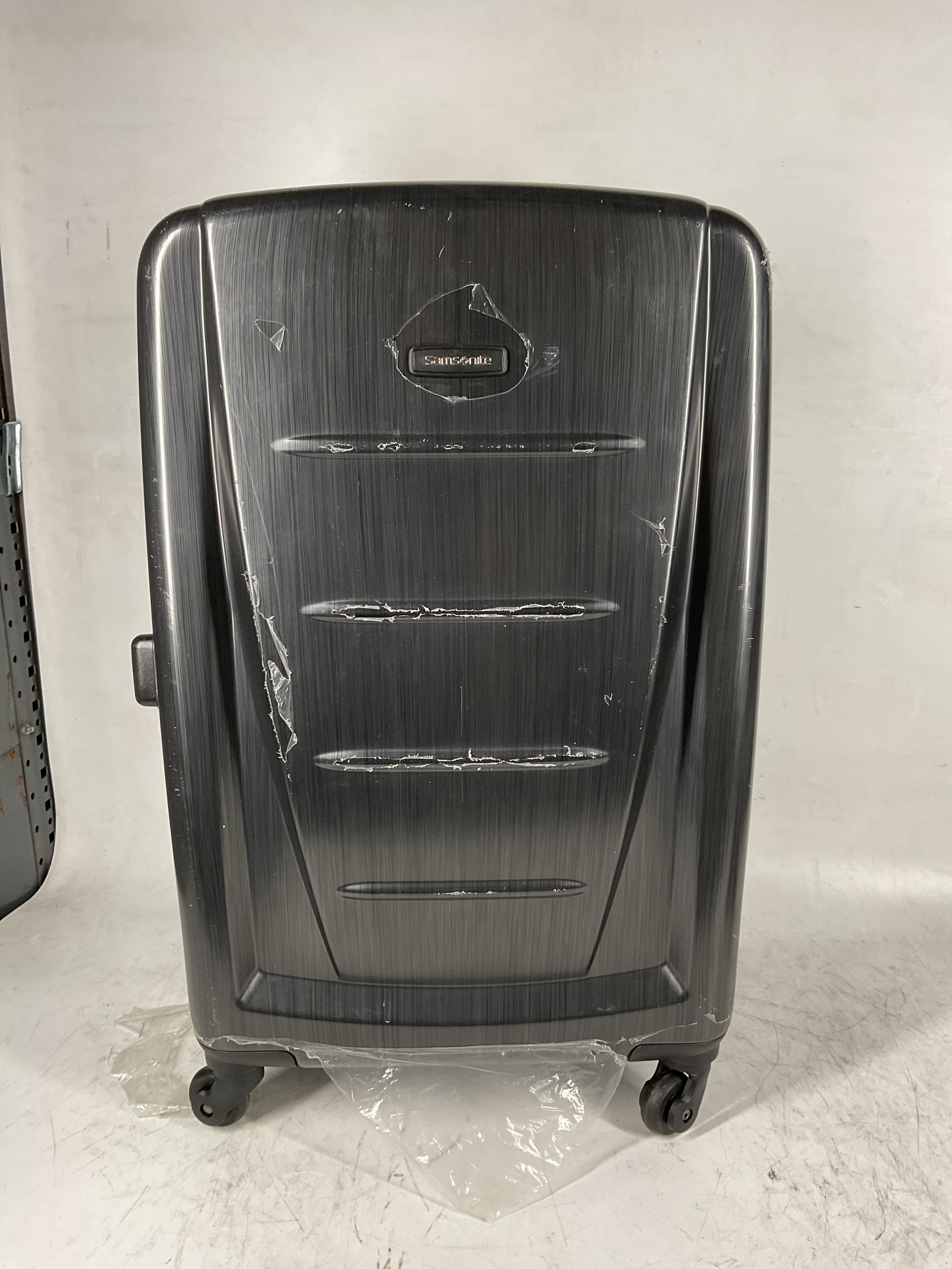 Samsonite Winfield 2 Hardside Luggage with Spinner Wheels Brushed Anthracite Checked Medium 24 Inch U10