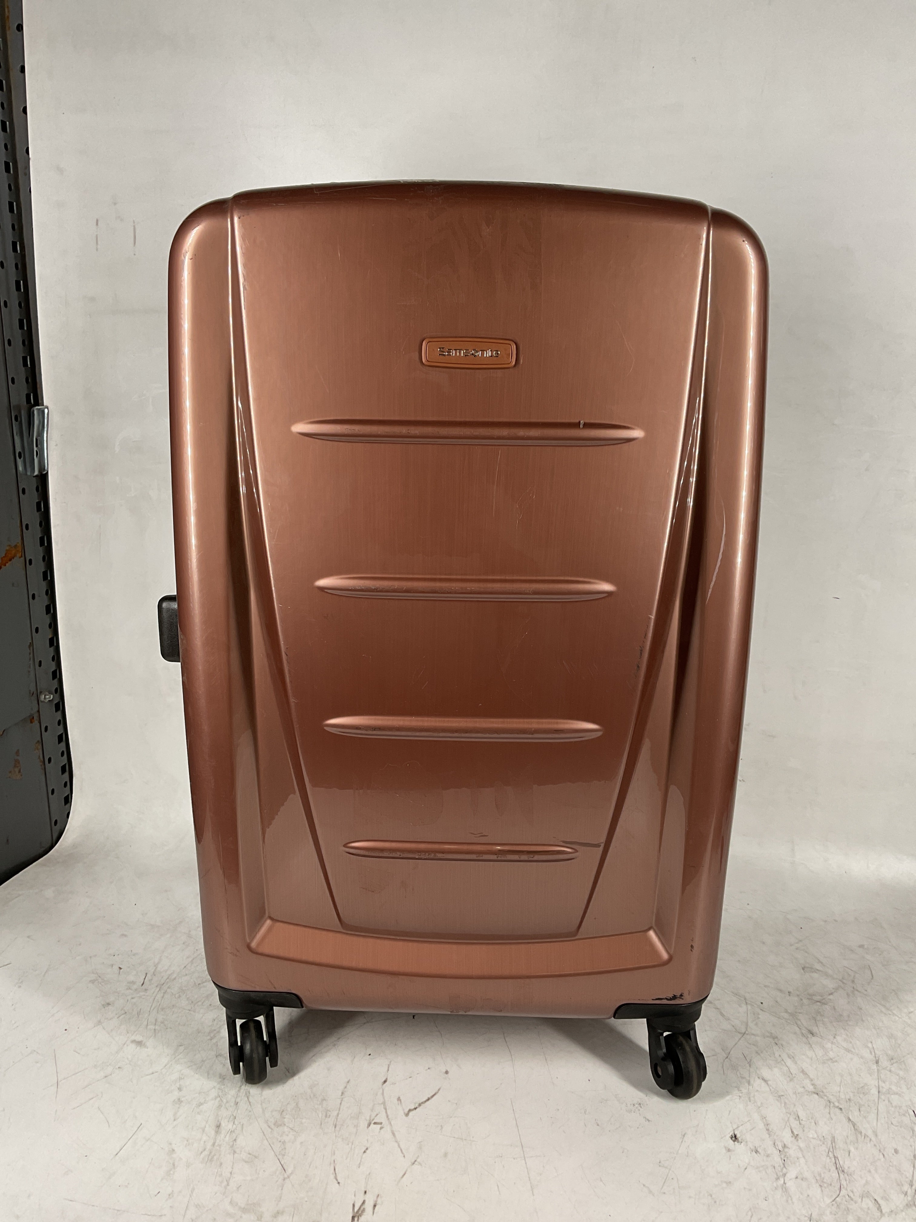 Samsonite Winfield 2 Hardside Luggage with Spinner Wheels Rose Gold Checked Medium 24 Inch U5