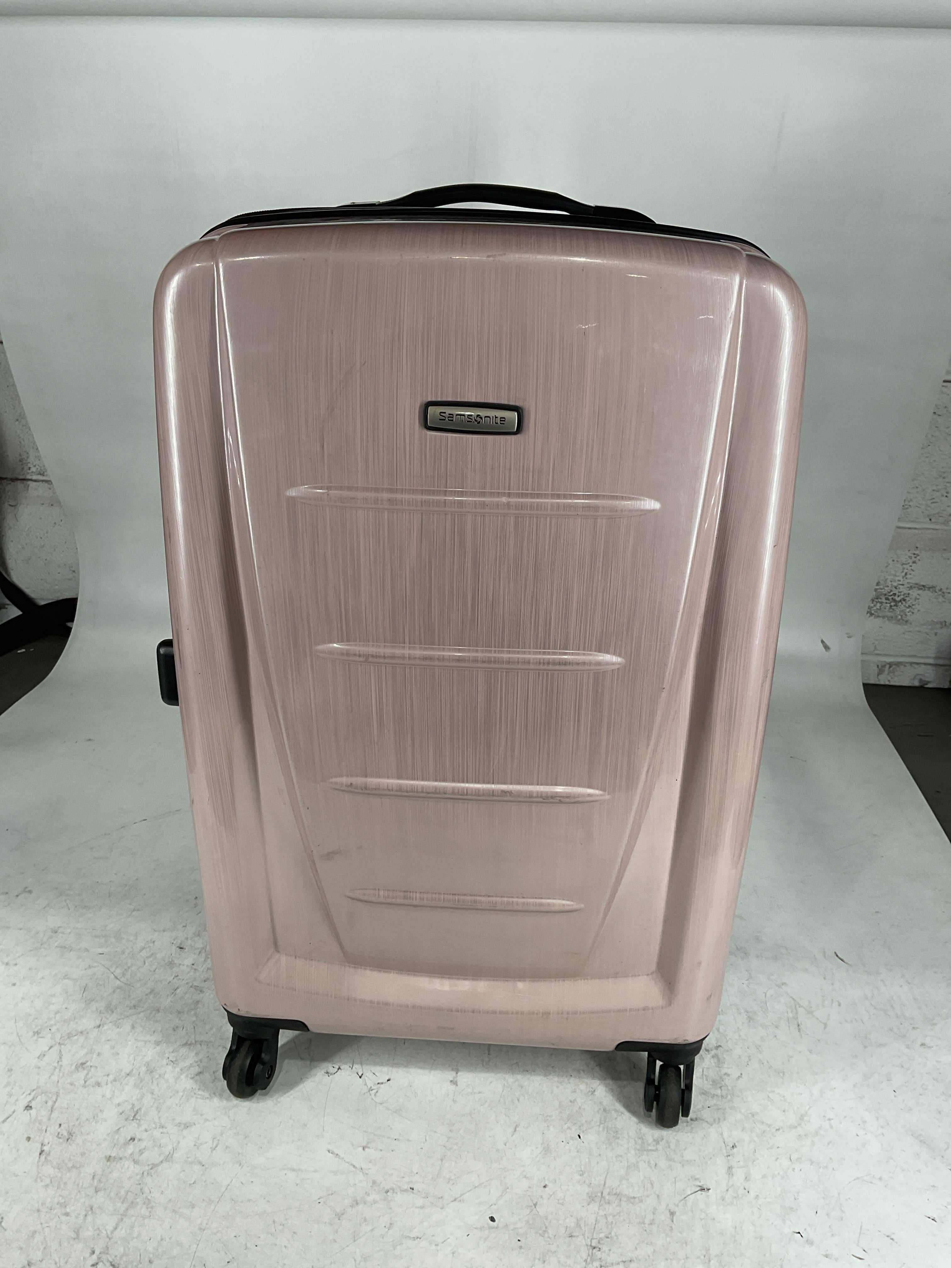 Samsonite Winfield 2 Hardside Luggage with Spinner Wheels U11