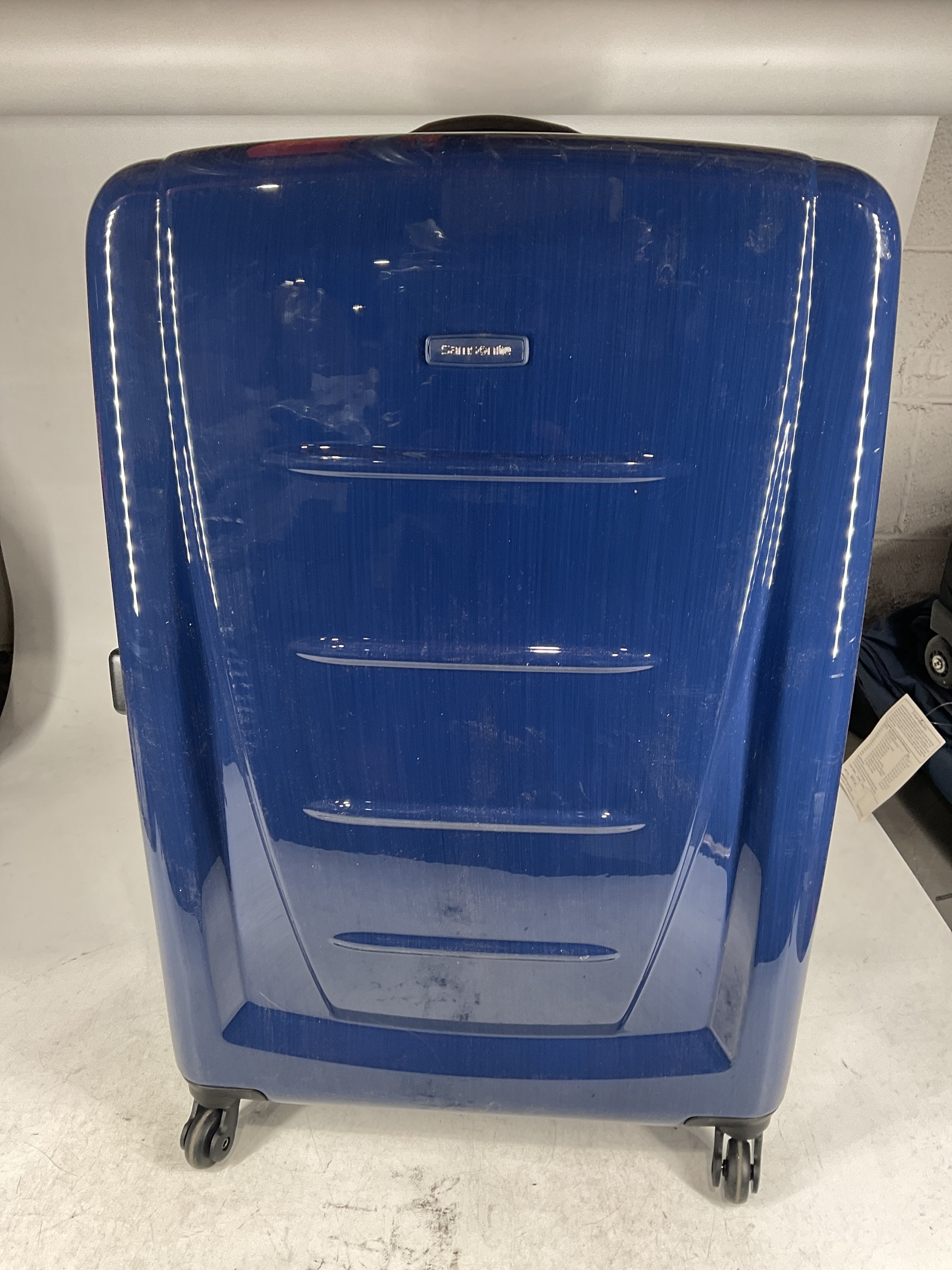 Samsonite Winfield 2 Hardside Luggage with Spinner Wheels U19