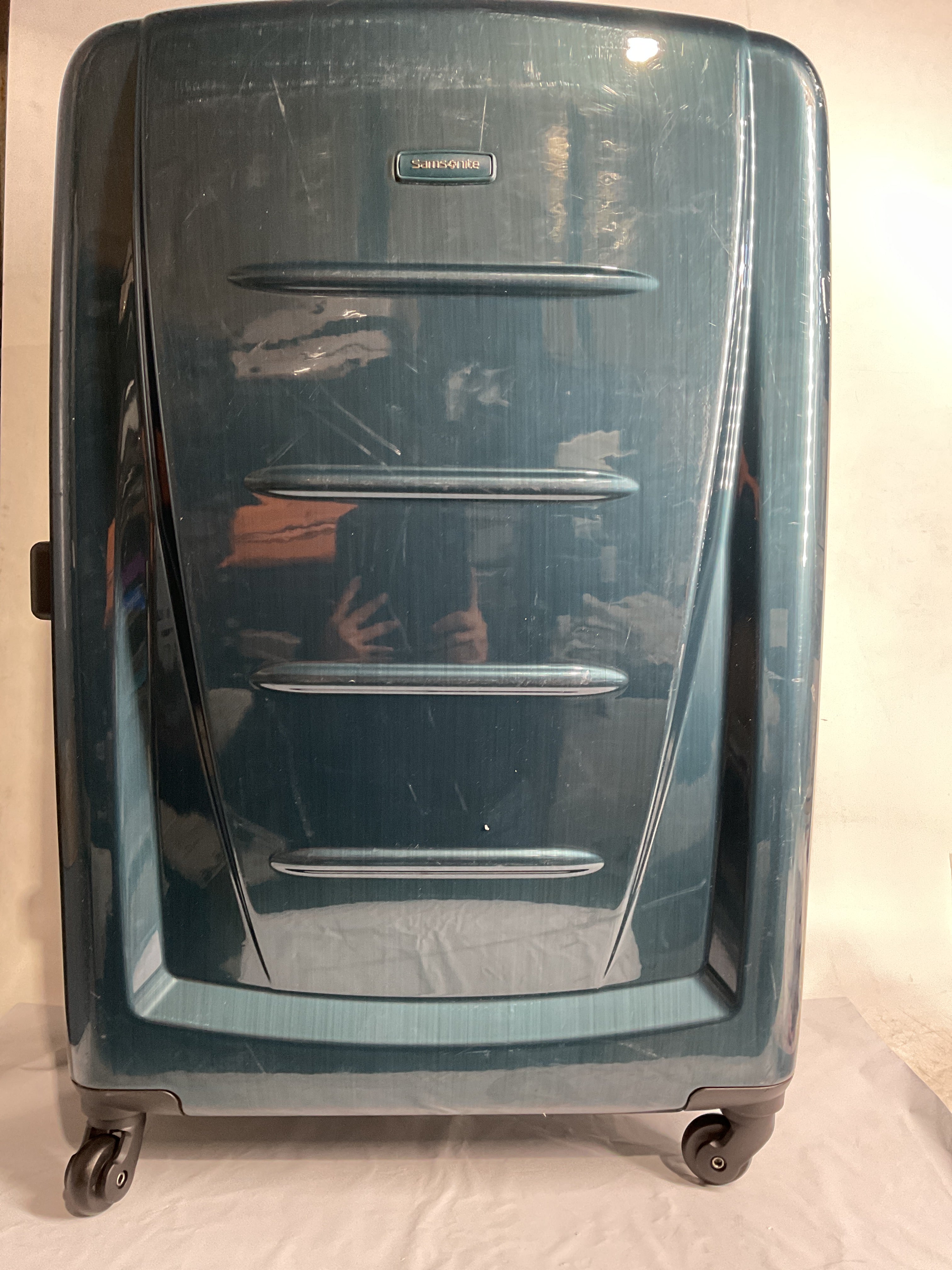Samsonite Winfield 2 Hardside Luggage with 360 Spinner Wheels, TSA Lock, Airline Approved ( Teal , Checked-Large 28-Inch ) Teal Checked Large 28 Inch U30