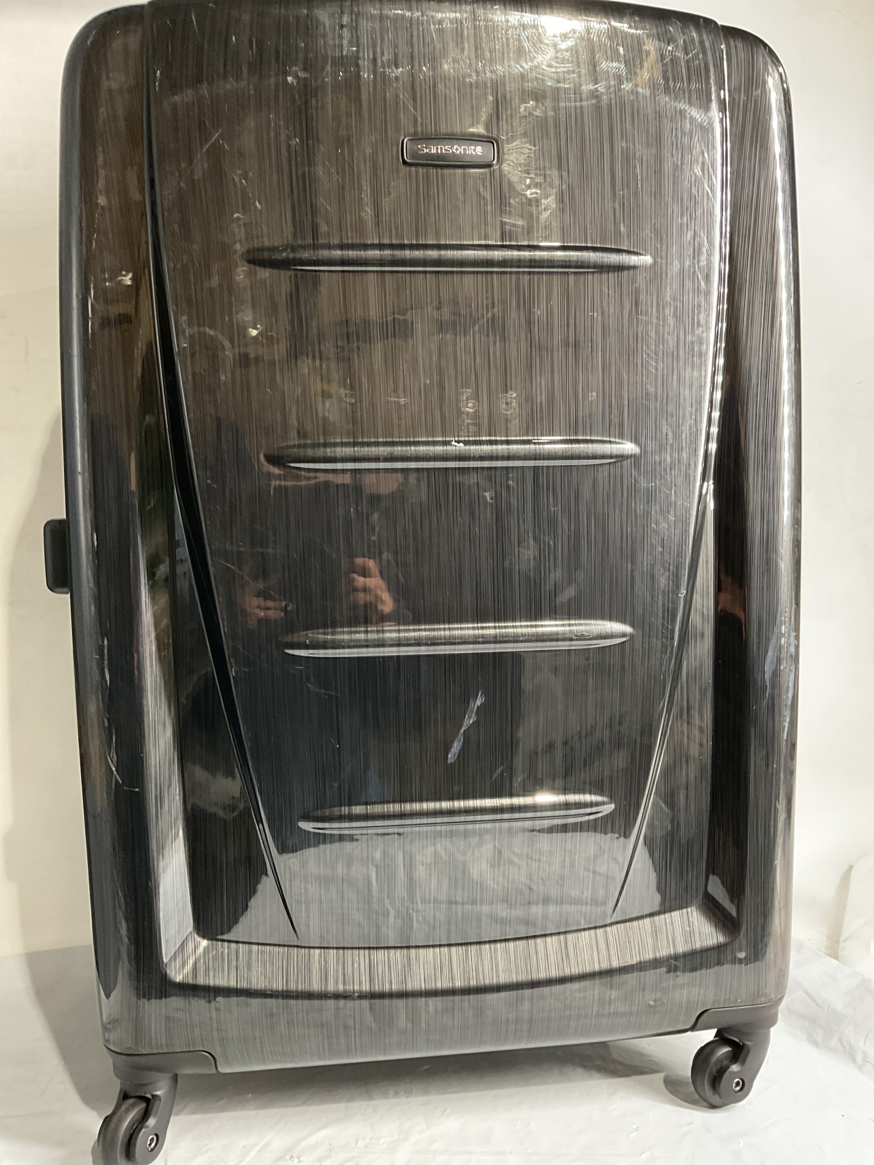 Samsonite Winfield 2 Hardside Luggage with 360 Spinner Wheels, TSA Lock, Airline Approved ( Brushed Anthracite , Checked-Large 28-Inch ) Brushed Anthracite Checked Large 28 Inch U27