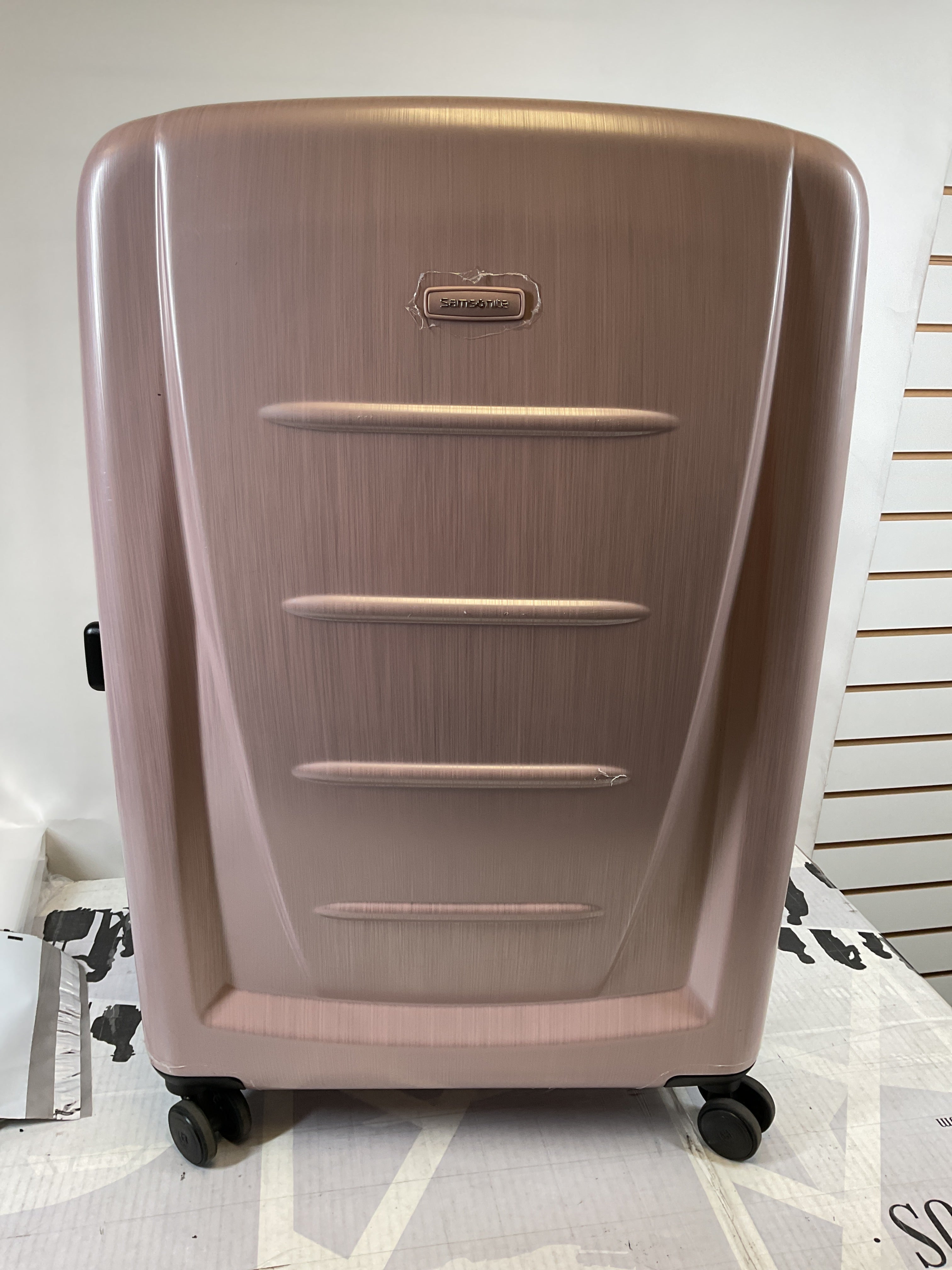 Samsonite Winfield 2 Checked-Large 28-Inch Hardside Expandable Luggage with Spinner Wheels ( Arctic Pink , Checked-Large 28-Inch ) Arctic Pink Checked Large 28 Inch U22