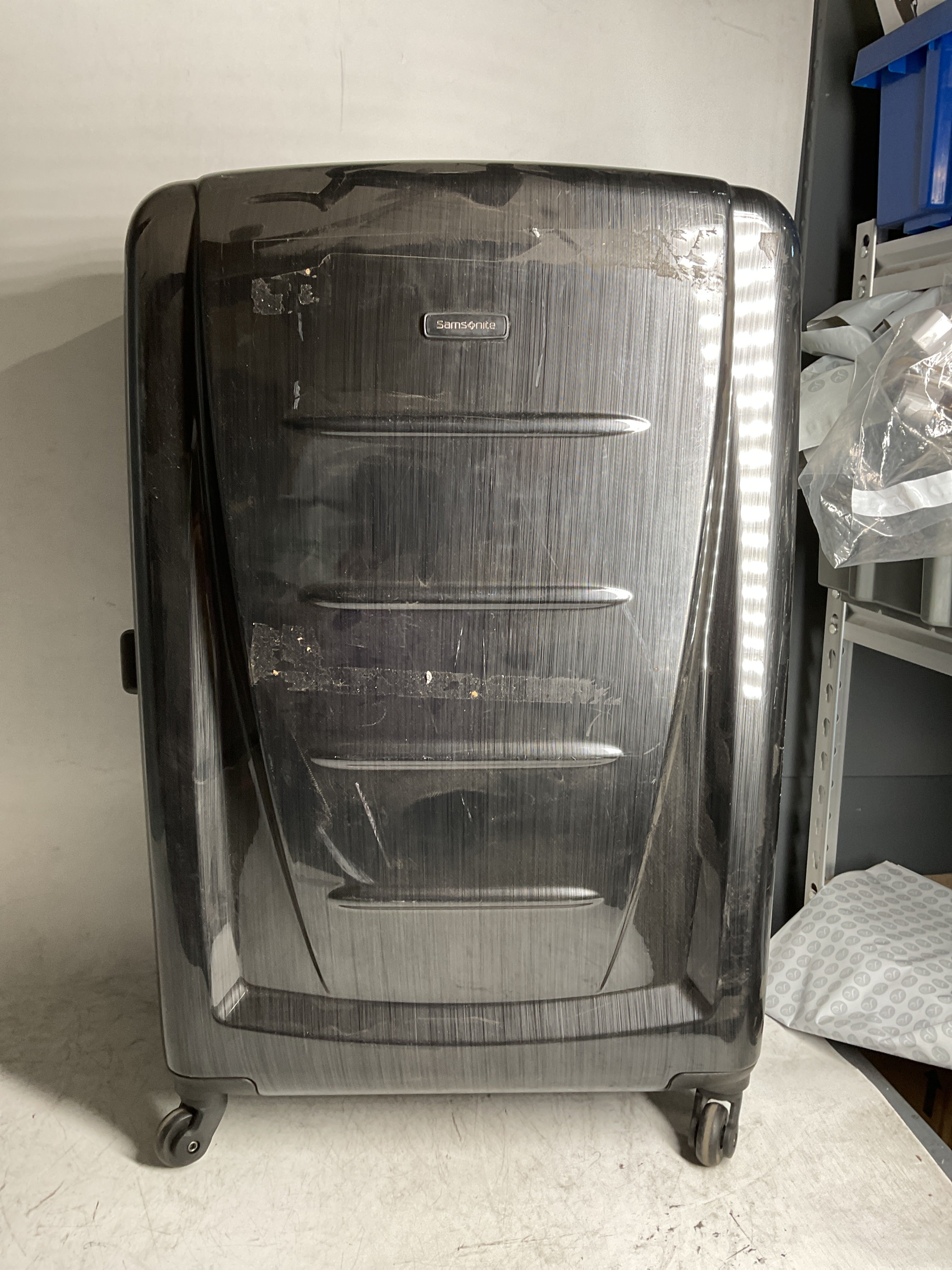 Samsonite Winfield 2 Hardside Luggage with 360 Spinner Wheels, TSA Lock, Airline Approved ( Charcoal , 3-Piece Set (20/24/28) ) Charcoal 3 Piece Set 20 24 28 U1