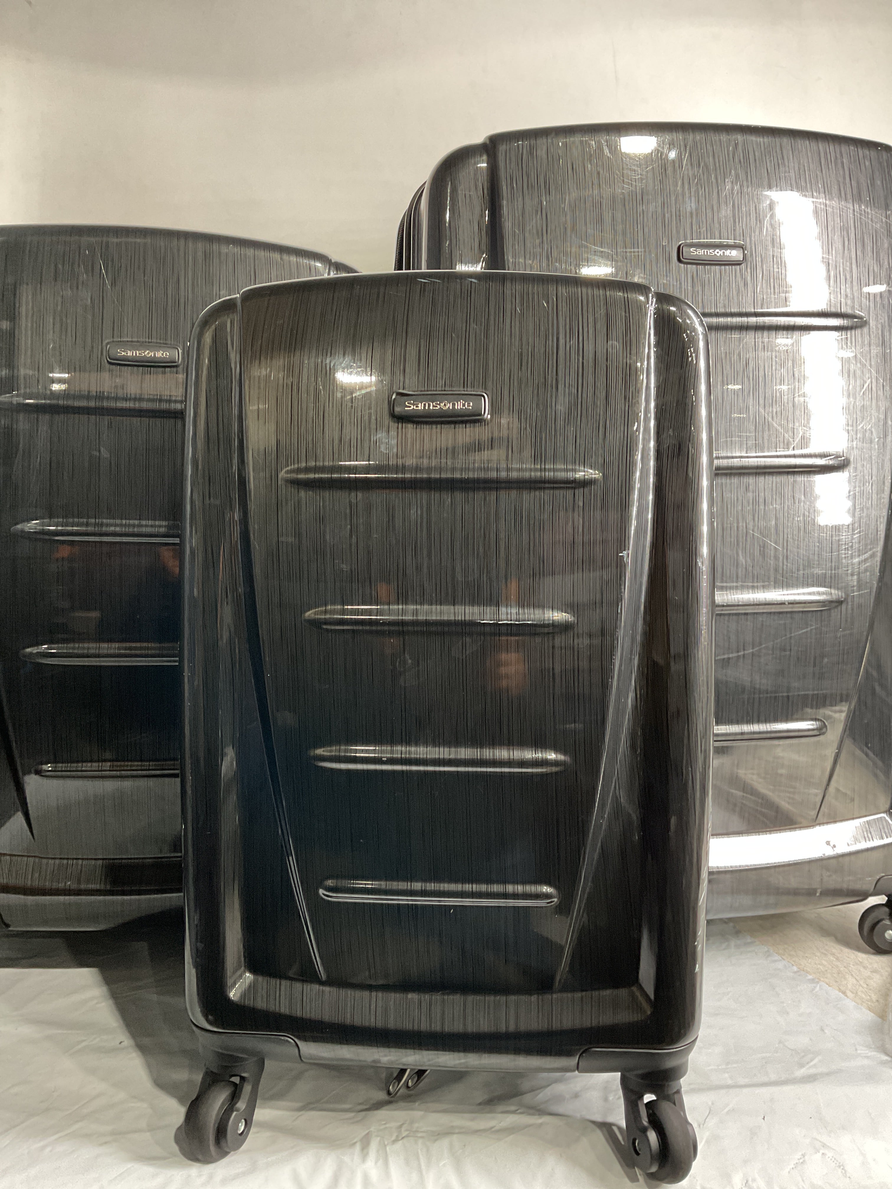 Samsonite Winfield 2 Hardside Luggage with 360 Spinner Wheels, TSA Lock, Airline Approved ( Brushed Anthracite , 3-Piece Set (20/24/28) ) Brushed Anthracite 3 Piece Set 20 24 28 U3
