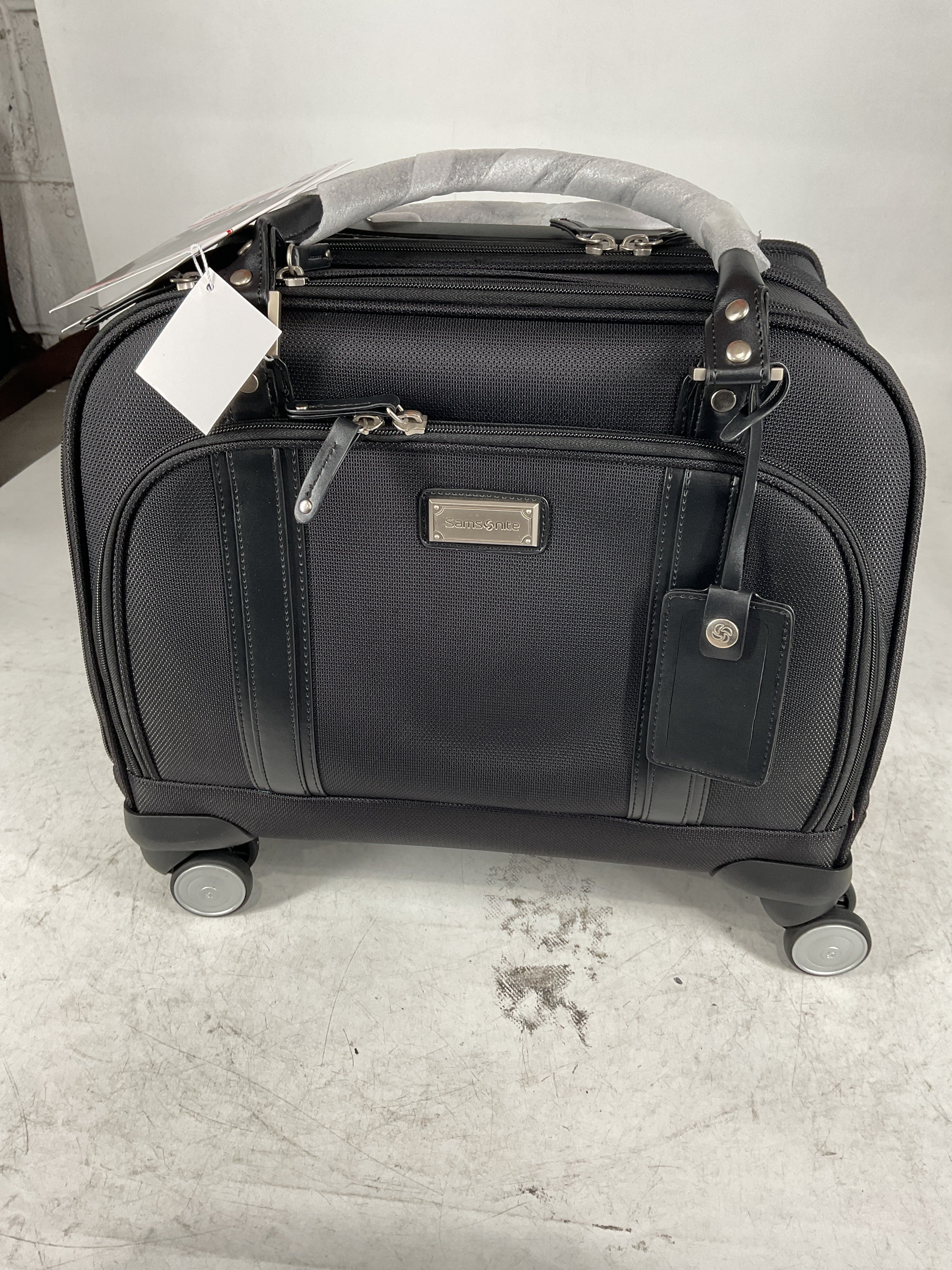Samsonite Luggage Women's Spinner Mobile Office U29