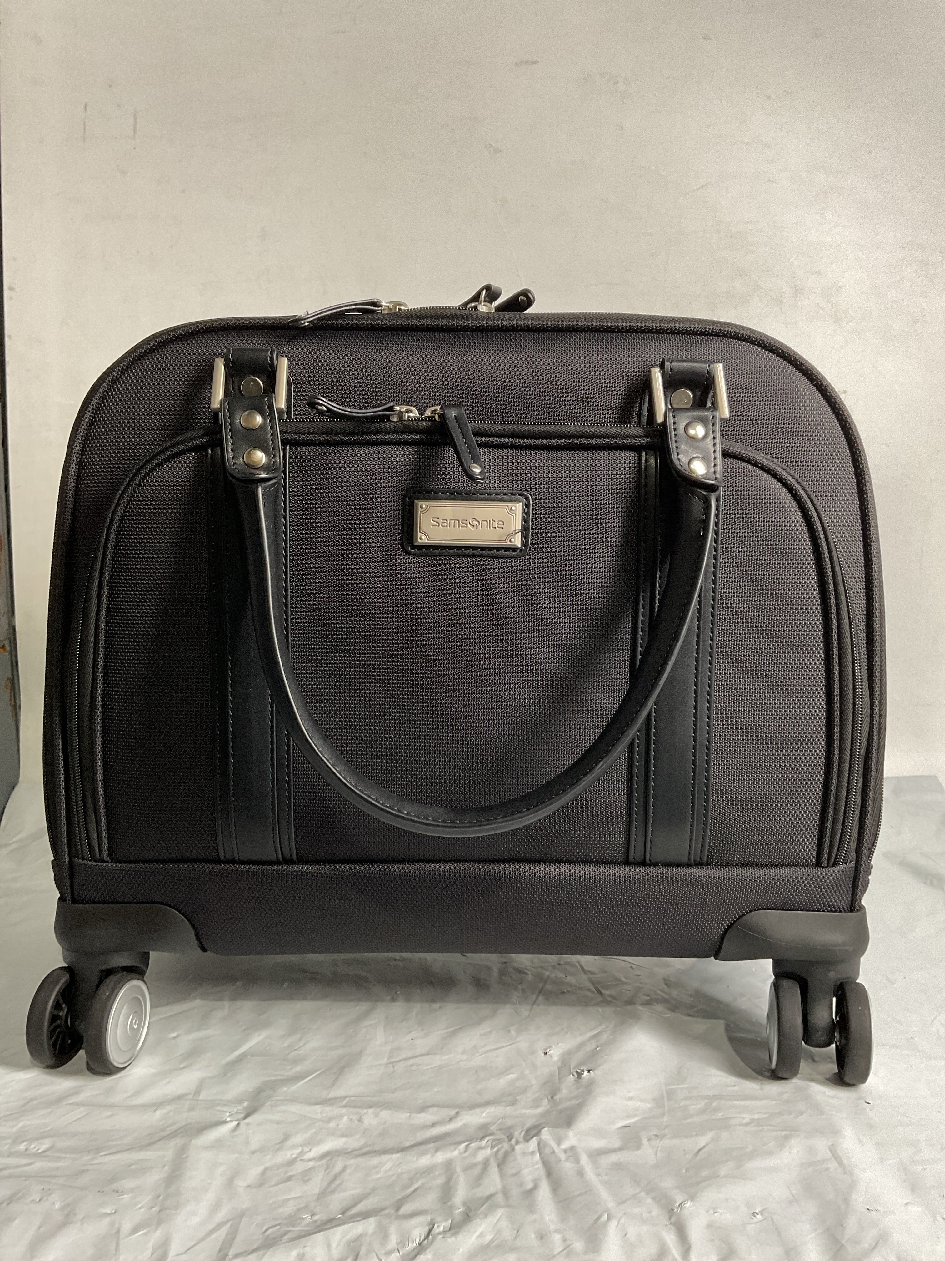 Samsonite Luggage Women's Spinner Mobile Office ( Black/Chrome , One Size ) Black/Chrome One Size U83