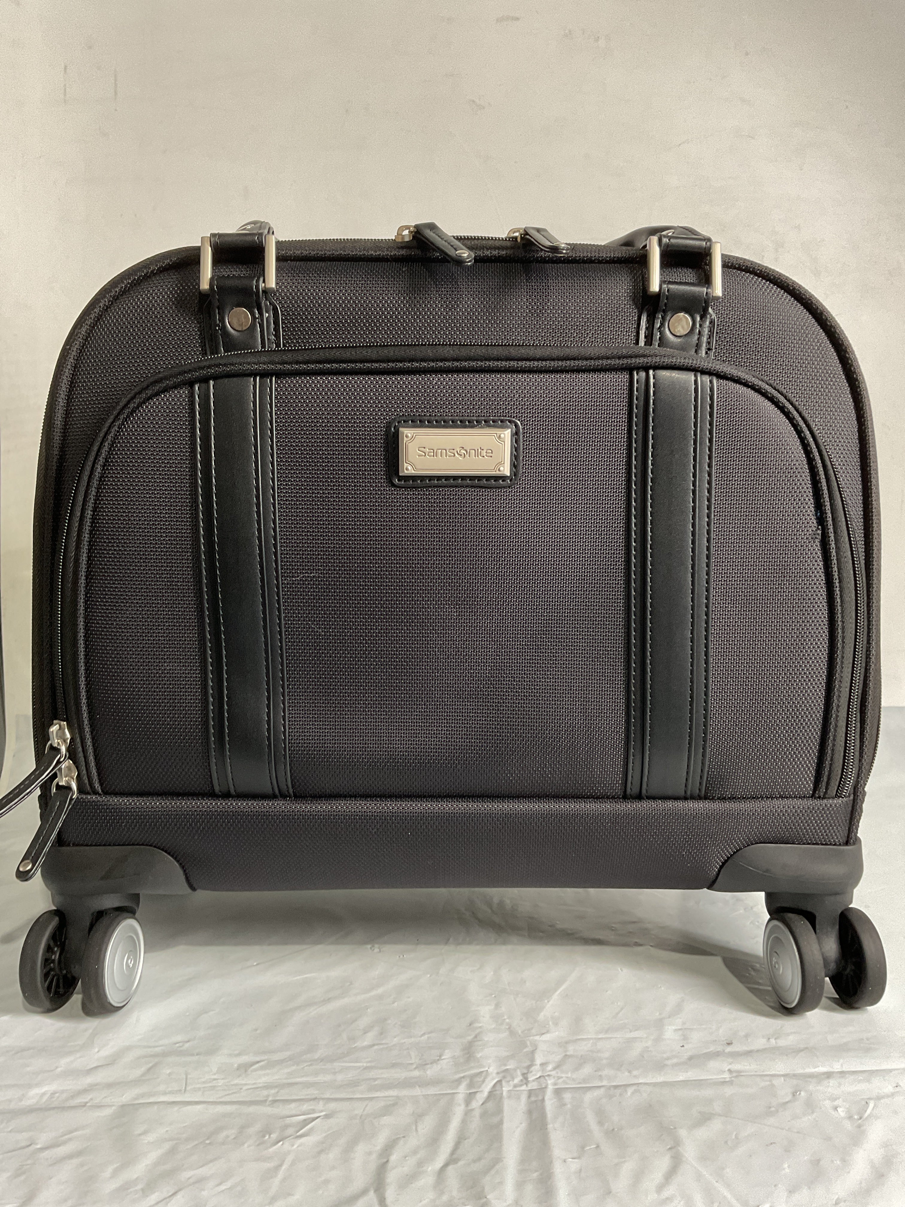 Samsonite Luggage Women's Spinner Mobile Office ( Black/Chrome , One Size ) Black/Chrome One Size U85