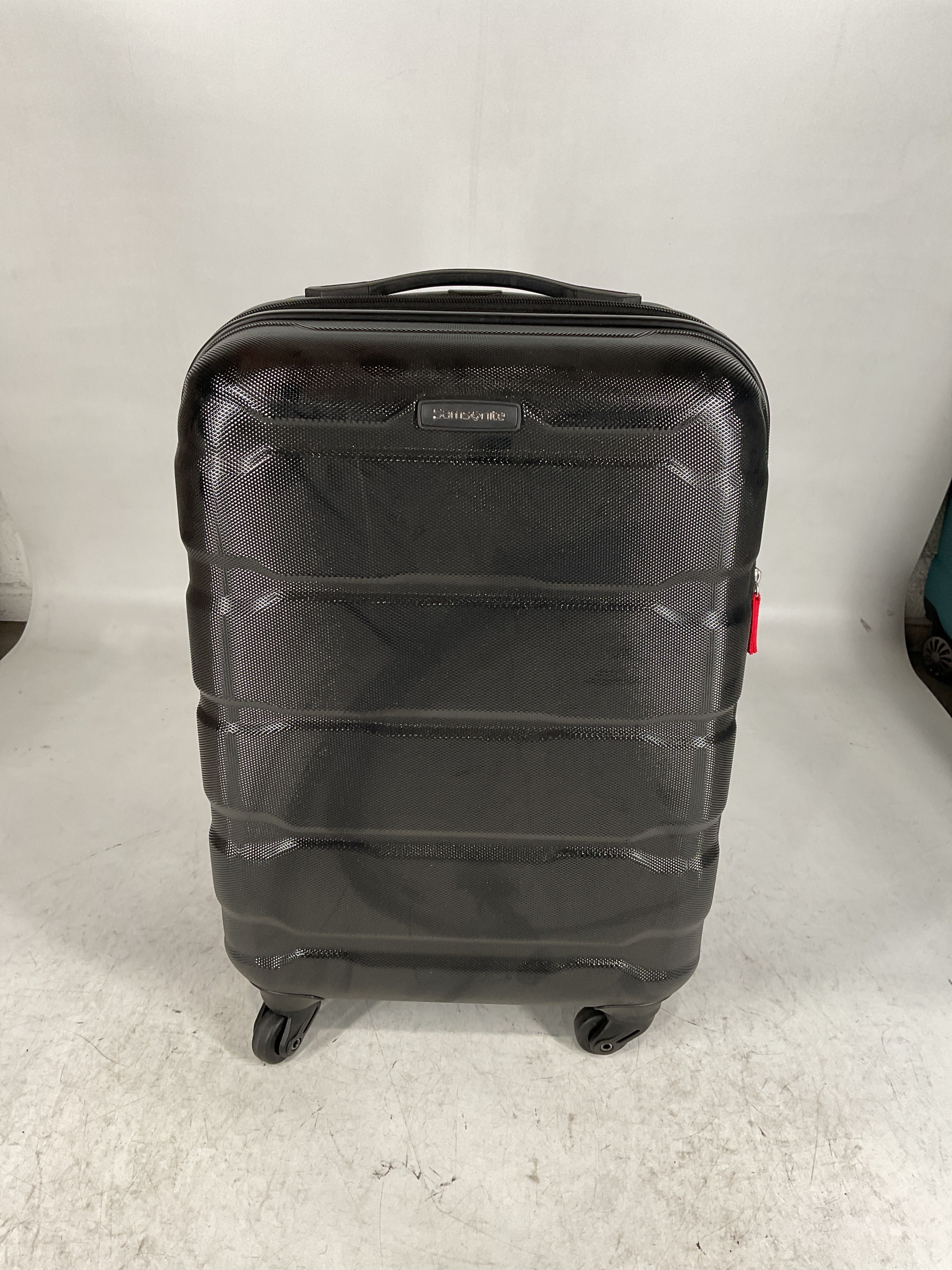 Samsonite Omni Pc Hardside Expandable Luggage with Spinner Wheels U10