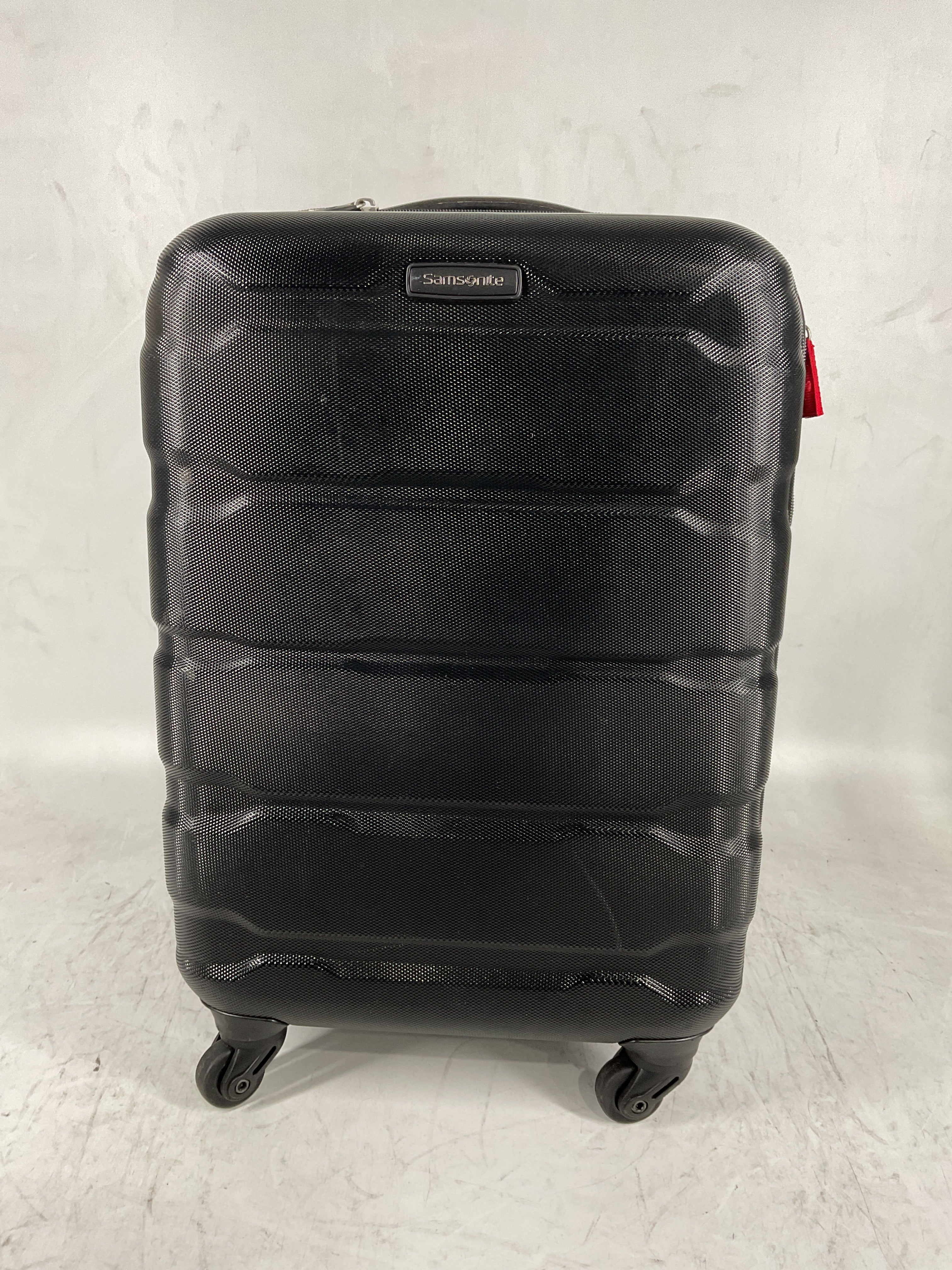 Samsonite Omni Pc Hardside Expandable Luggage with Spinner Wheels Black Carry On 20 Inch U20