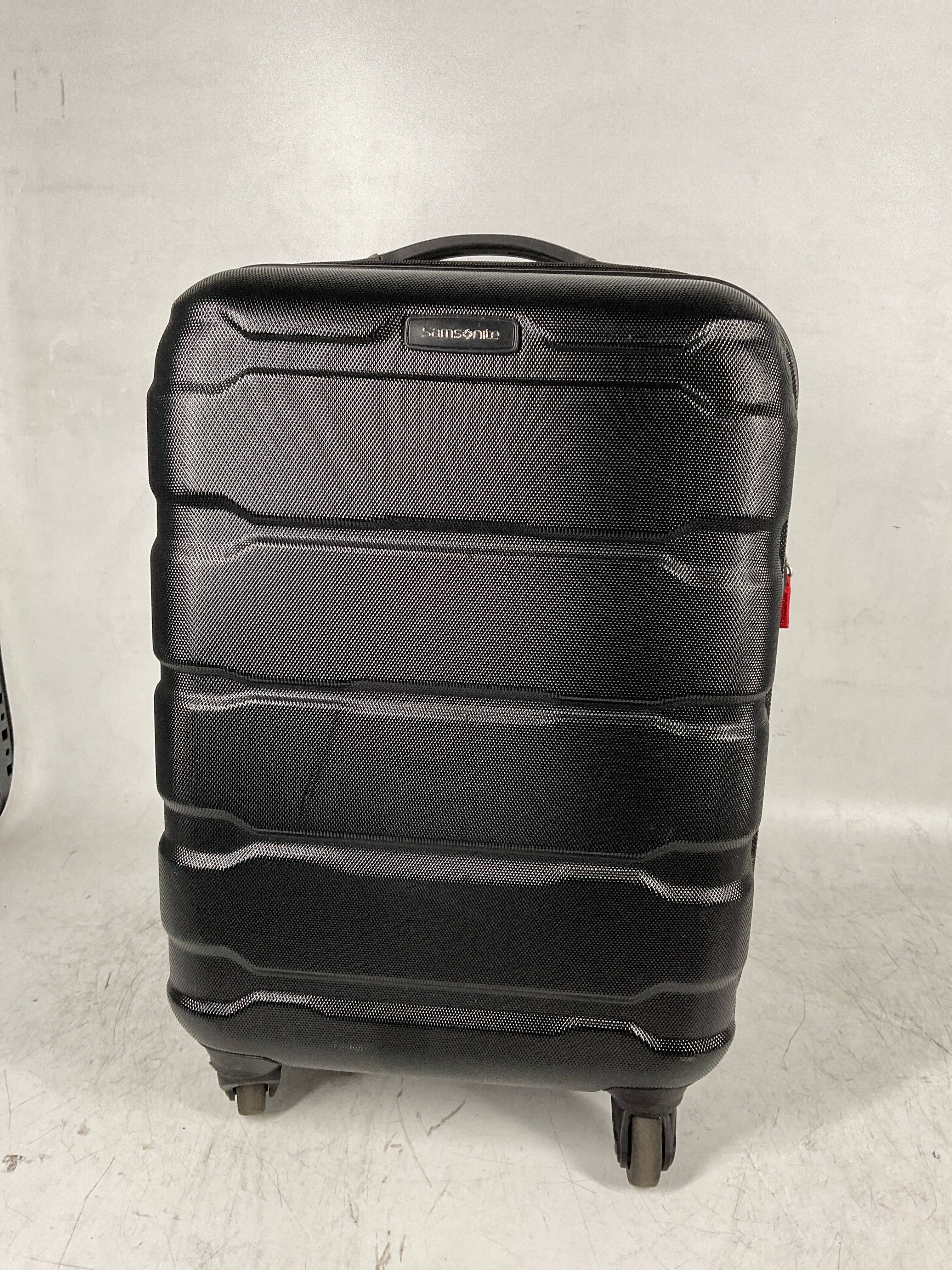 Samsonite Omni Pc Hardside Expandable Luggage with Spinner Wheels ( Black , Carry-On 20-Inch ) Black Carry On 20 Inch U27