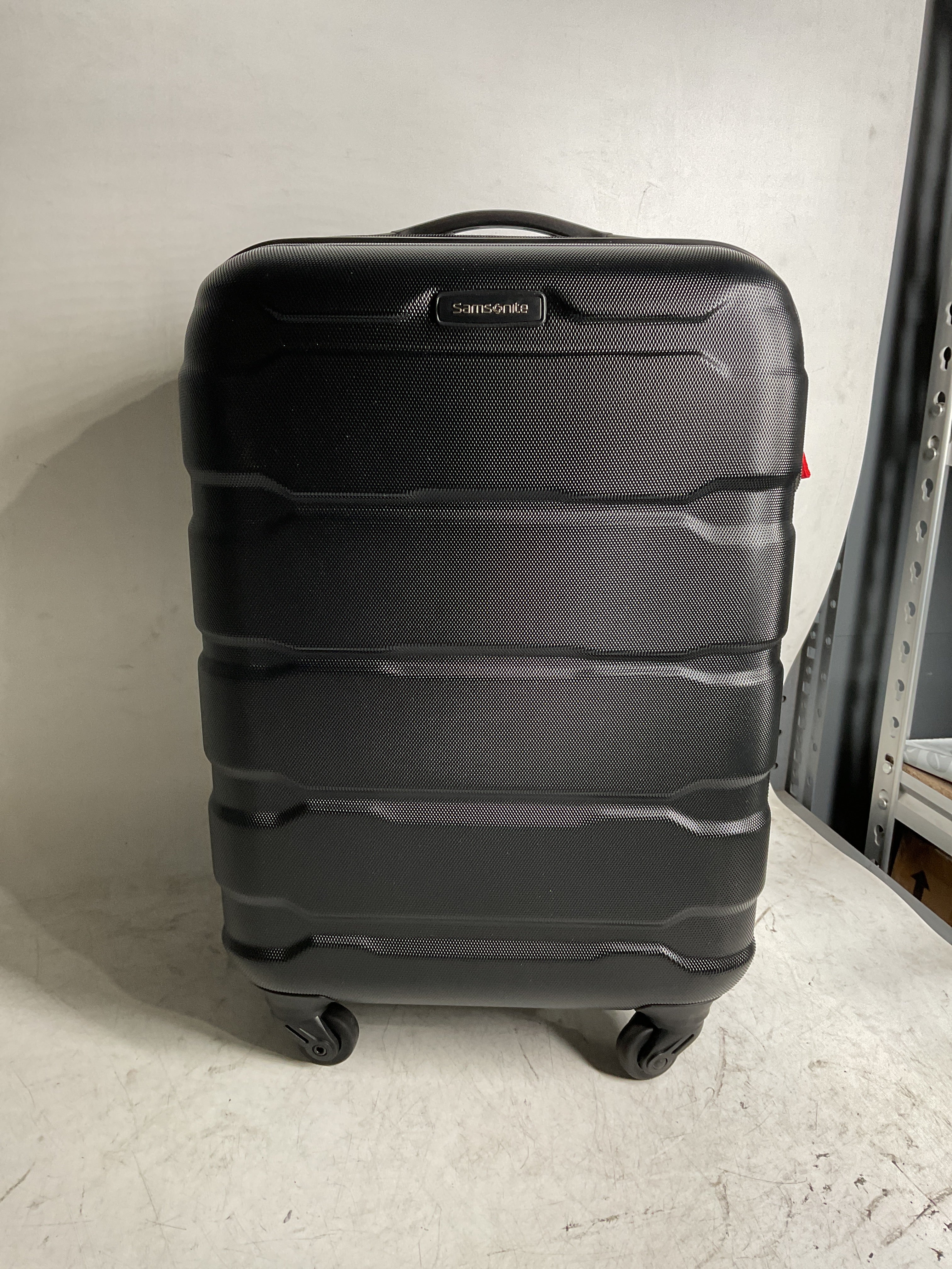 Samsonite Omni Pc Hardside Expandable Luggage with Spinner Wheels ( Black , Carry-On 20-Inch ) Black Carry On 20 Inch U42