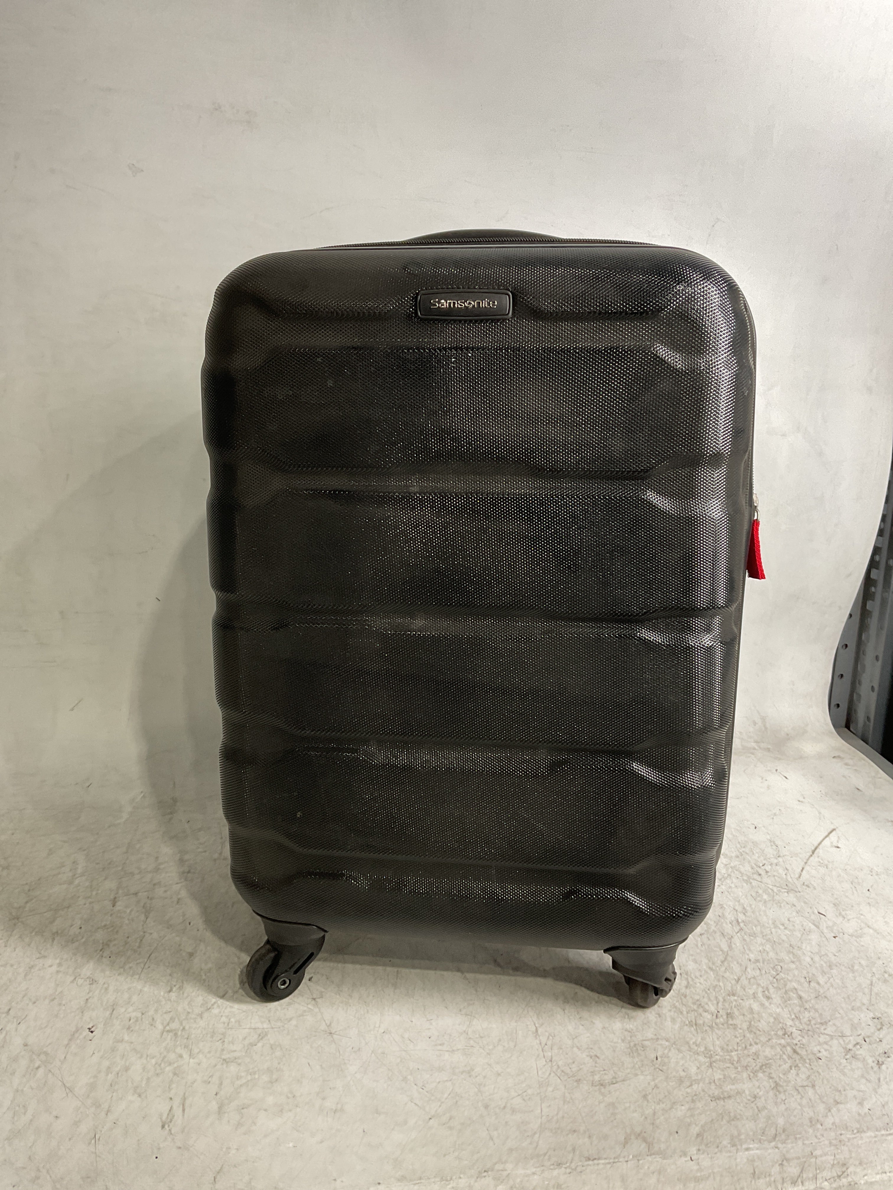 Samsonite Omni Pc Hardside Expandable Luggage with Spinner Wheels ( Black , Carry-On 20-Inch ) Black Carry On 20 Inch U45