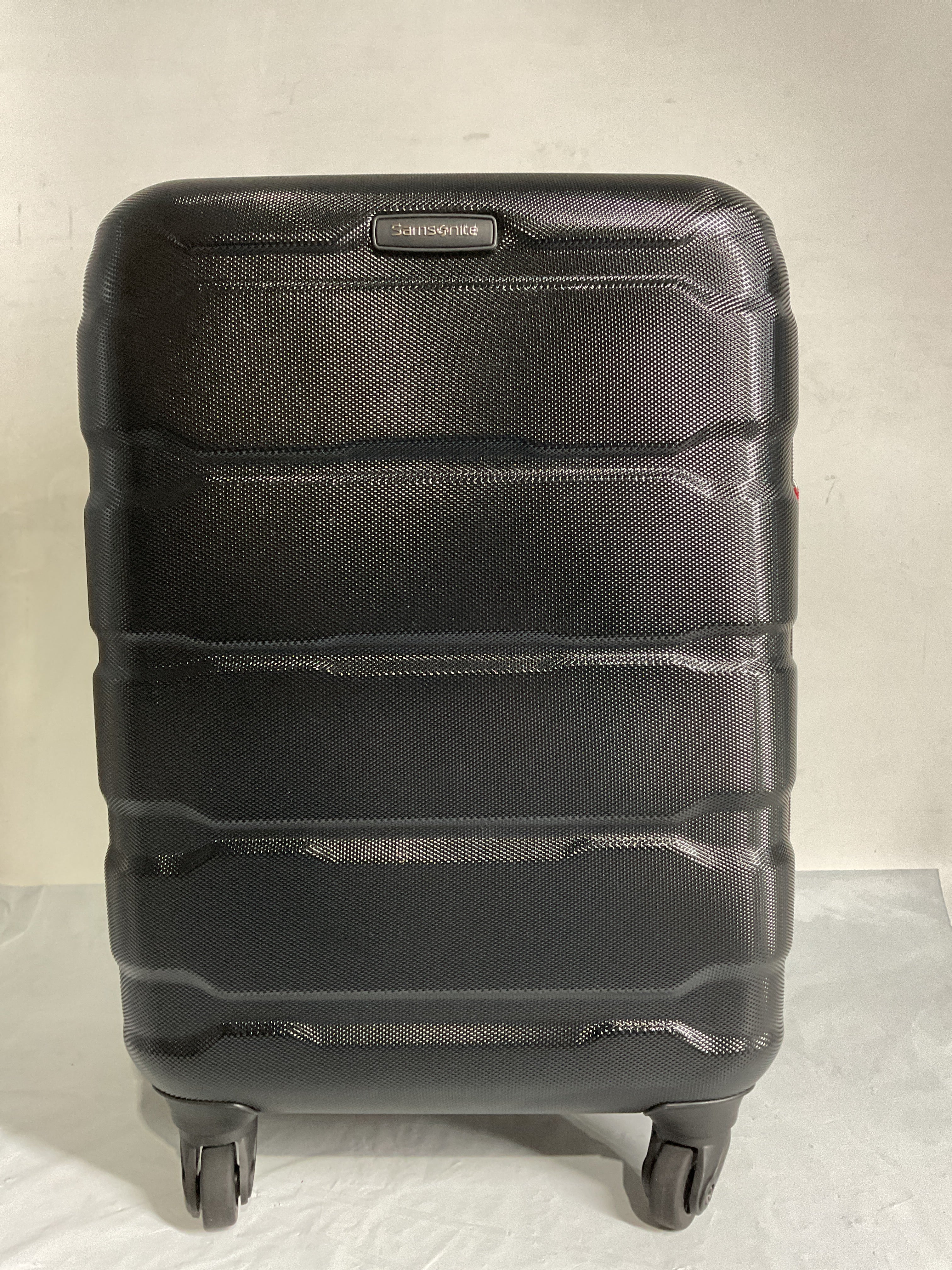 Samsonite Omni Pc Hardside Expandable Luggage with Spinner Wheels ( Black , Carry-On 20-Inch ) Black Carry On 20 Inch U54