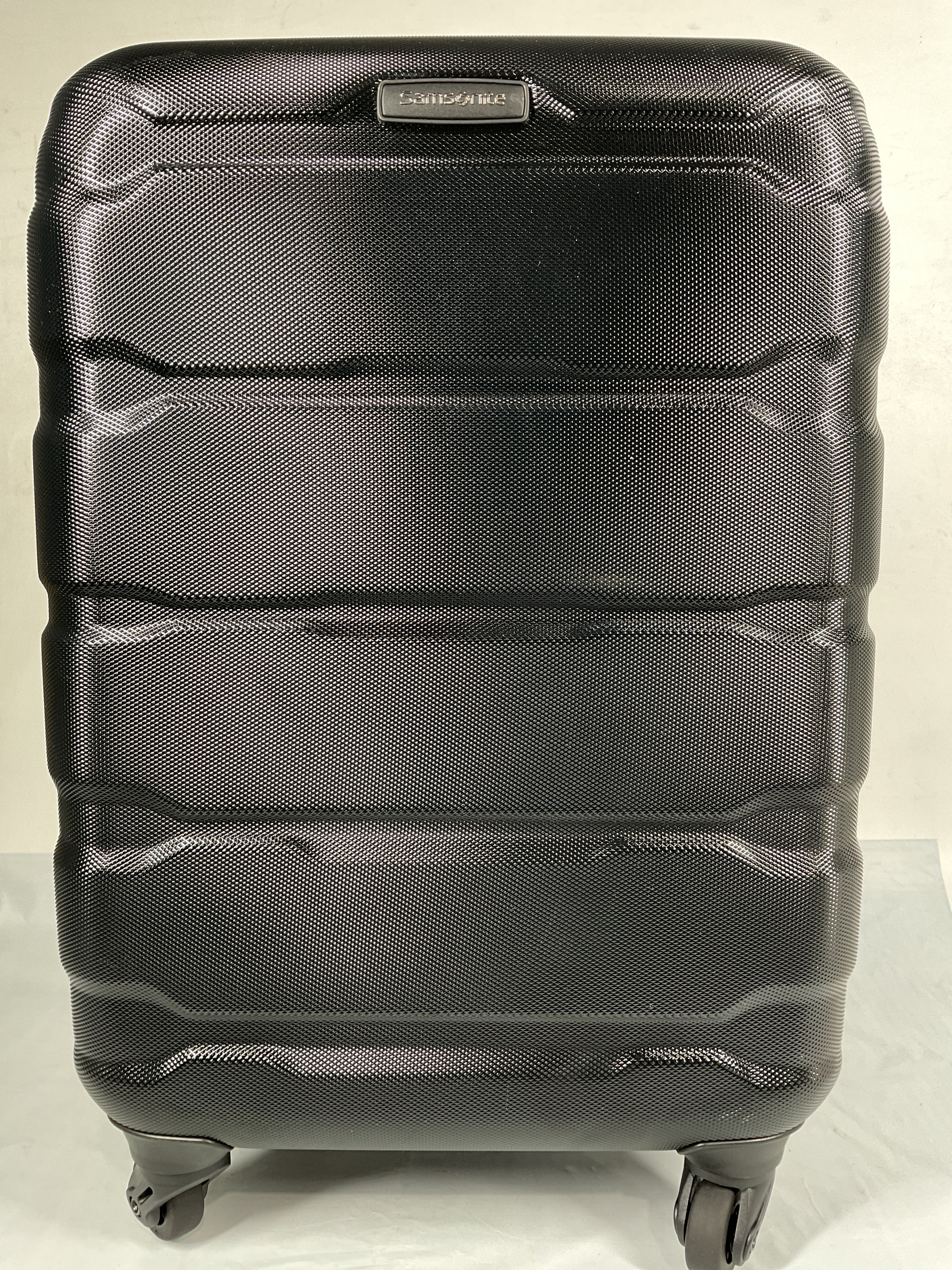 Samsonite Omni Pc Hardside Expandable Luggage with Spinner Wheels ( Black , Carry-On 20-Inch ) Black Carry On 20 Inch U56