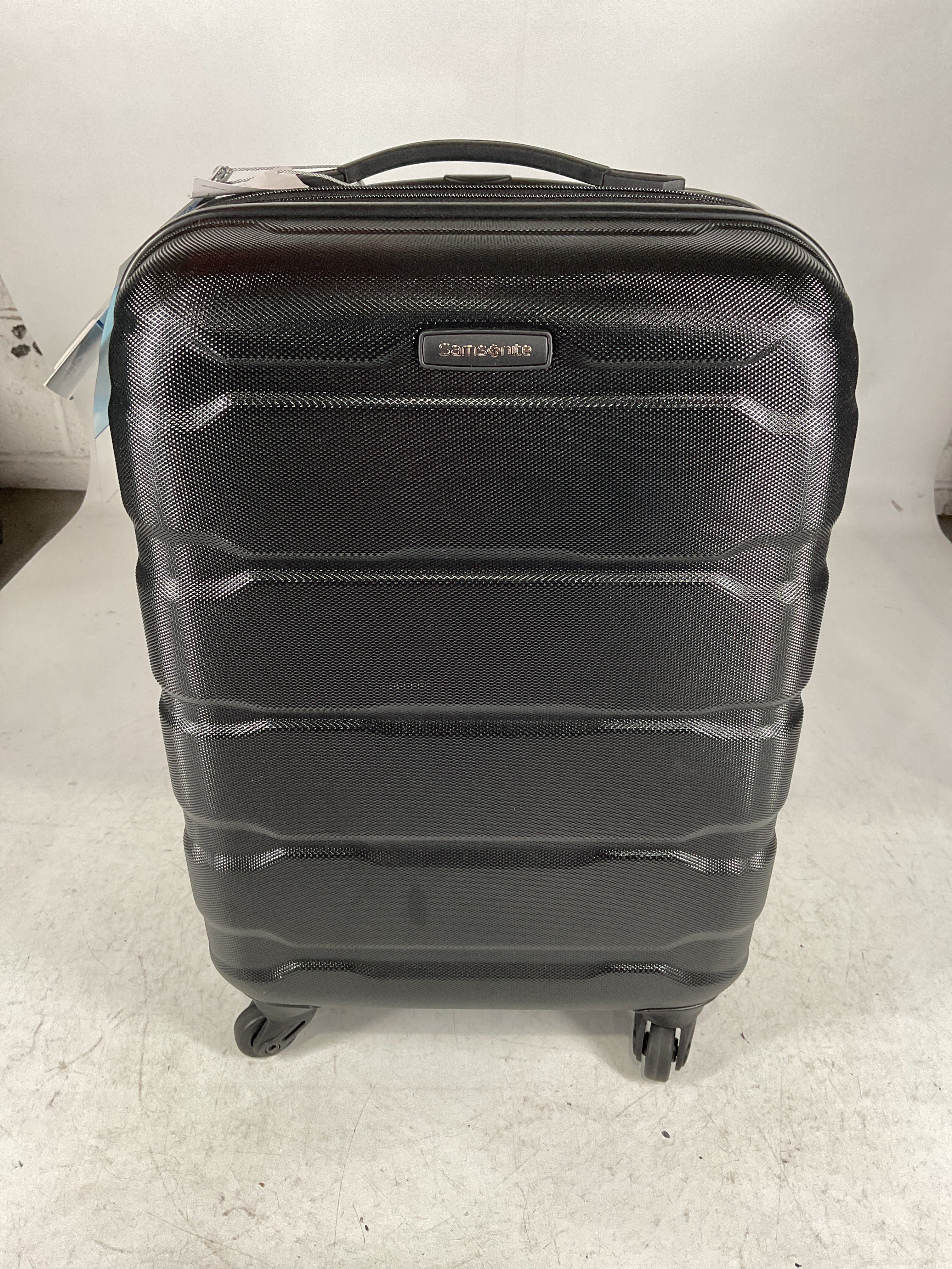 Samsonite Omni Pc Hardside Expandable Luggage with Spinner Wheels U9