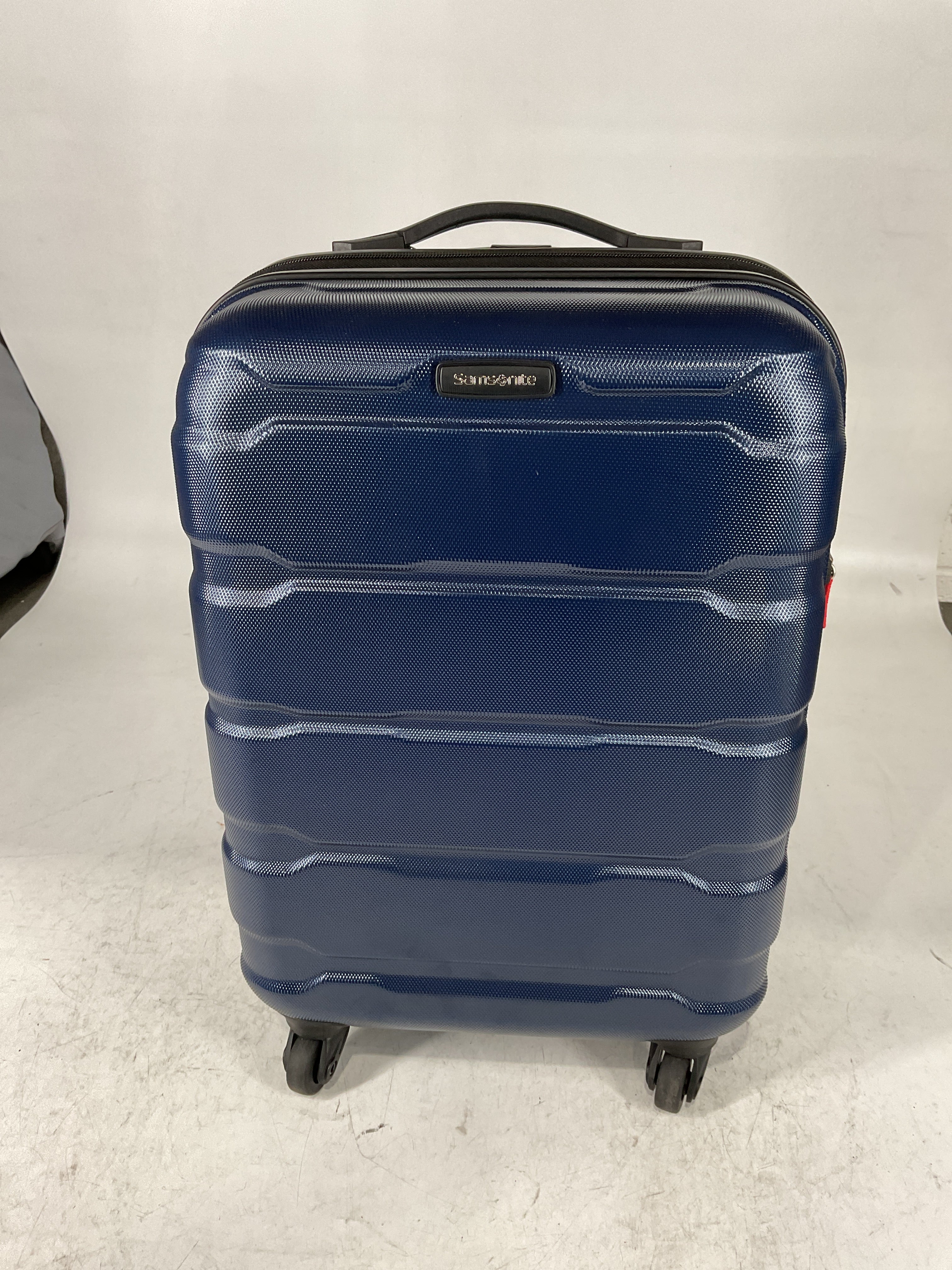 Samsonite Omni Pc Hardside Expandable Luggage with Spinner Wheels U18