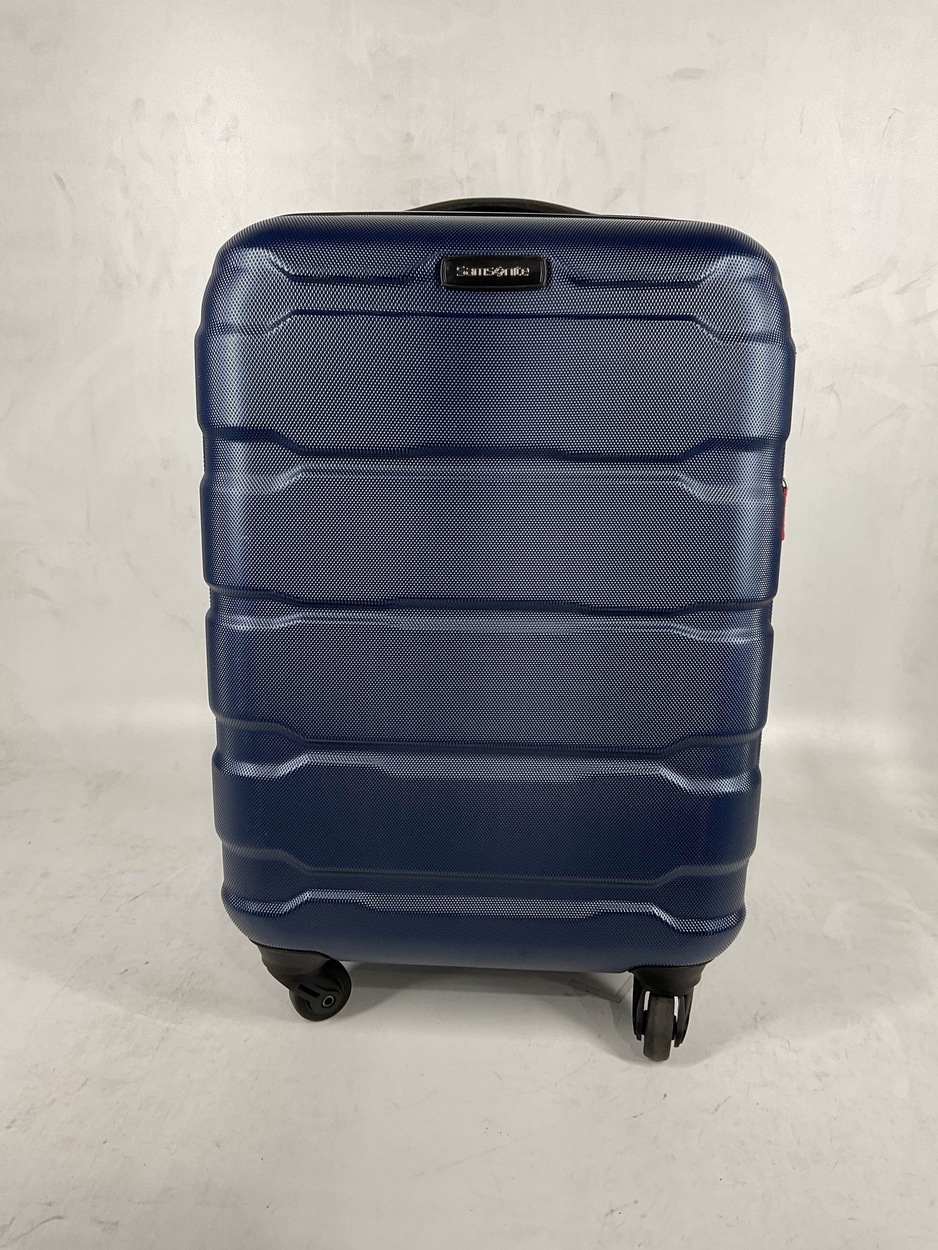 Samsonite Omni Pc Hardside Expandable Luggage with Spinner Wheels Navy Carry On 20 Inch U37