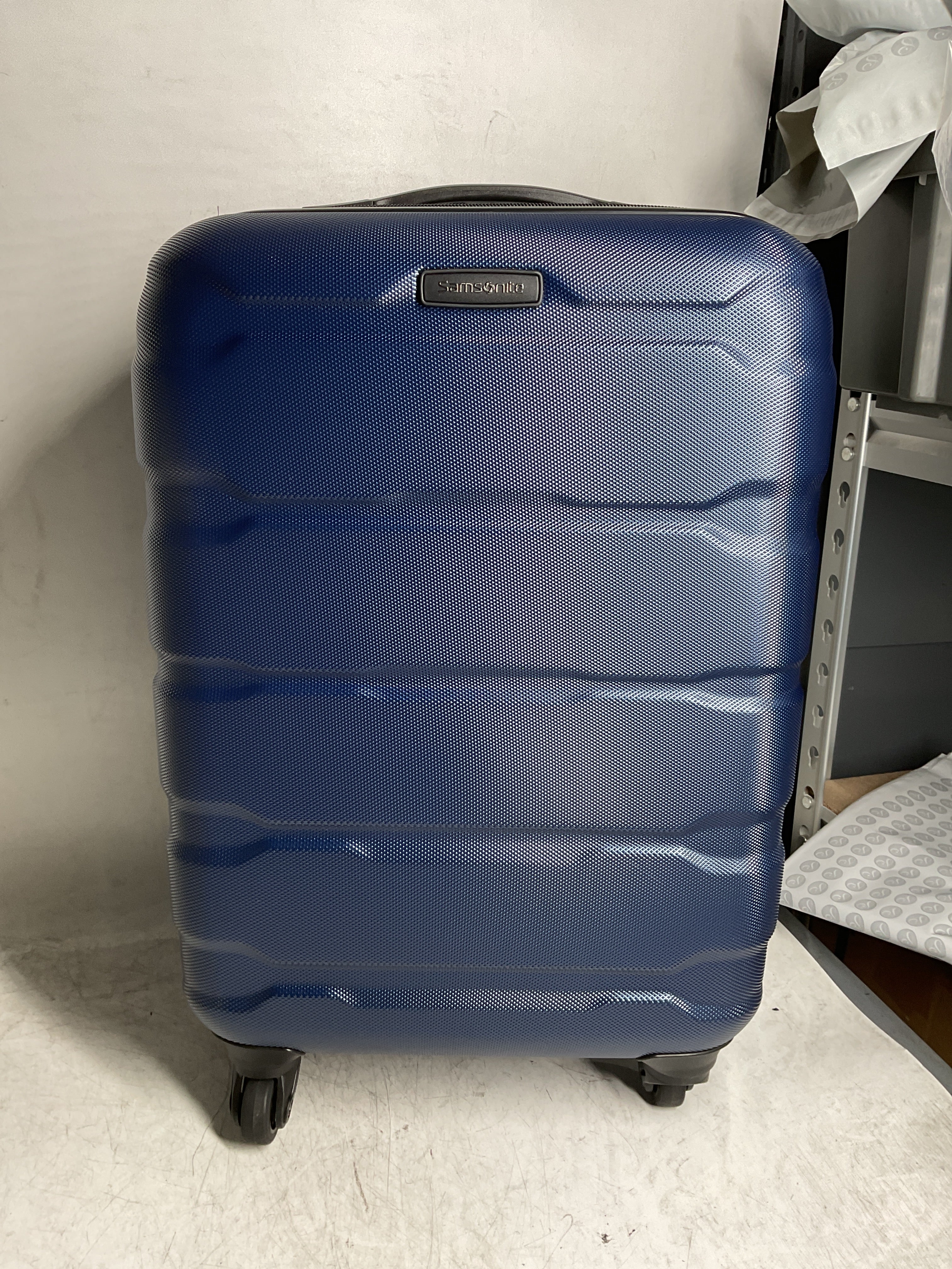Samsonite Omni Pc Hardside Expandable Luggage with Spinner Wheels ( Navy , Carry-On 20-Inch ) Navy Carry On 20 Inch U51