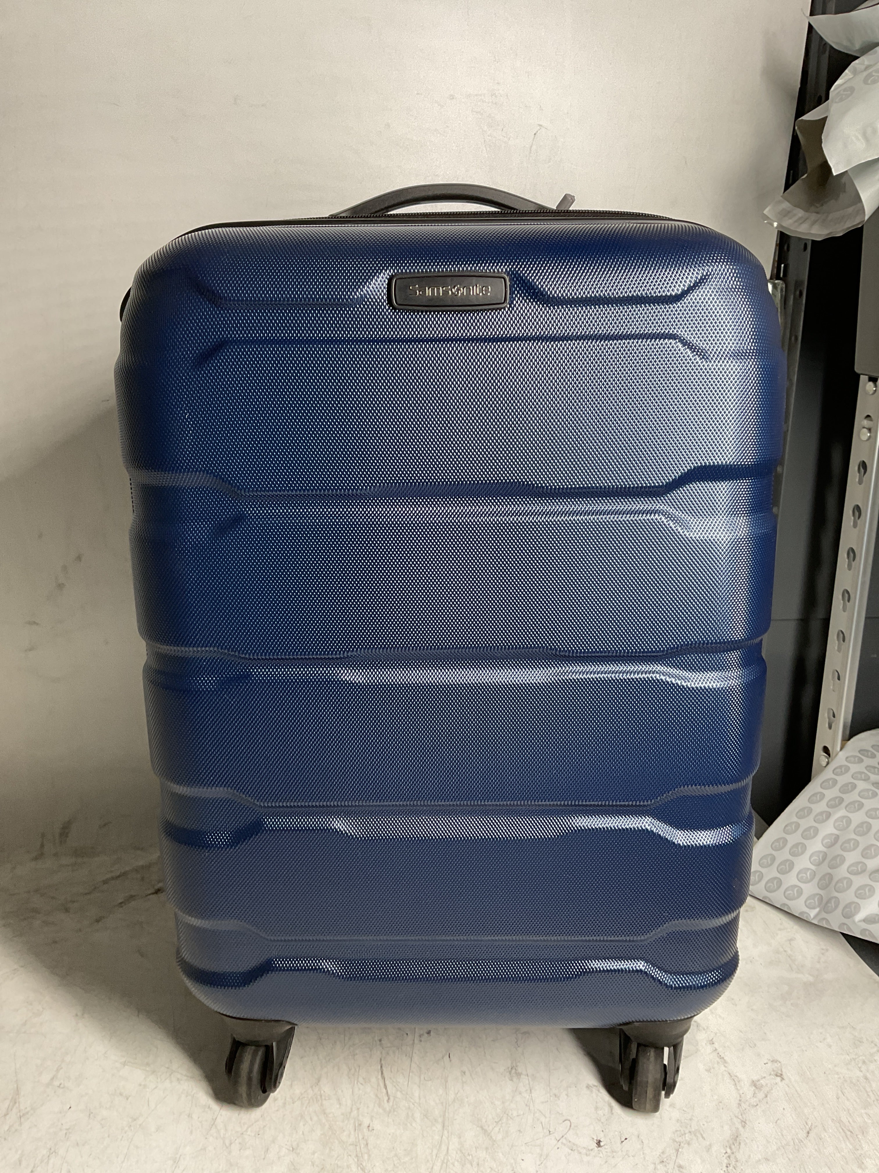 Samsonite Omni Pc Hardside Expandable Luggage with Spinner Wheels ( Navy , Carry-On 20-Inch ) Navy Carry On 20 Inch U53