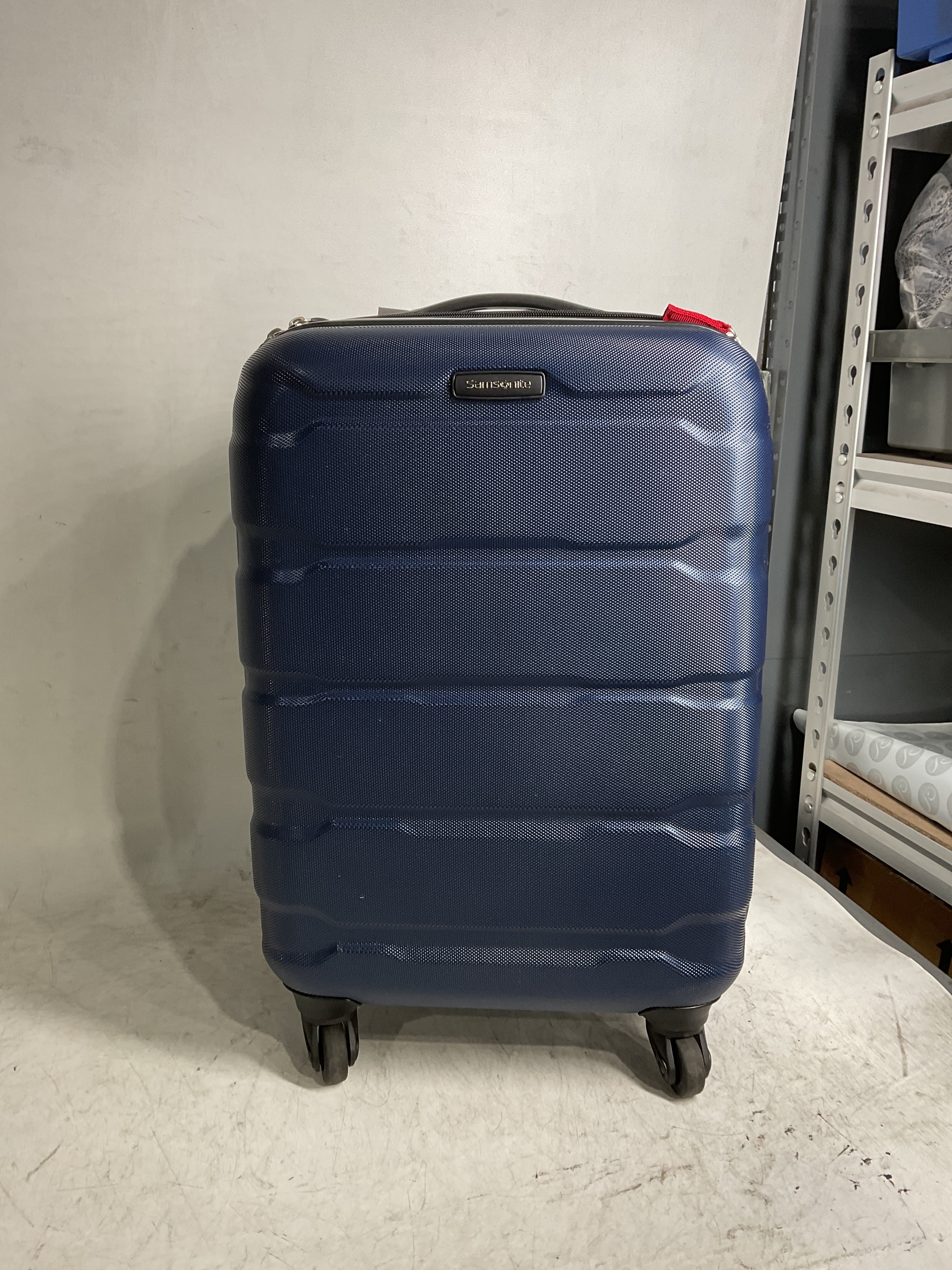 Samsonite Omni Pc Hardside Expandable Luggage with Spinner Wheels ( Navy , Carry-On 20-Inch ) Navy Carry On 20 Inch U57