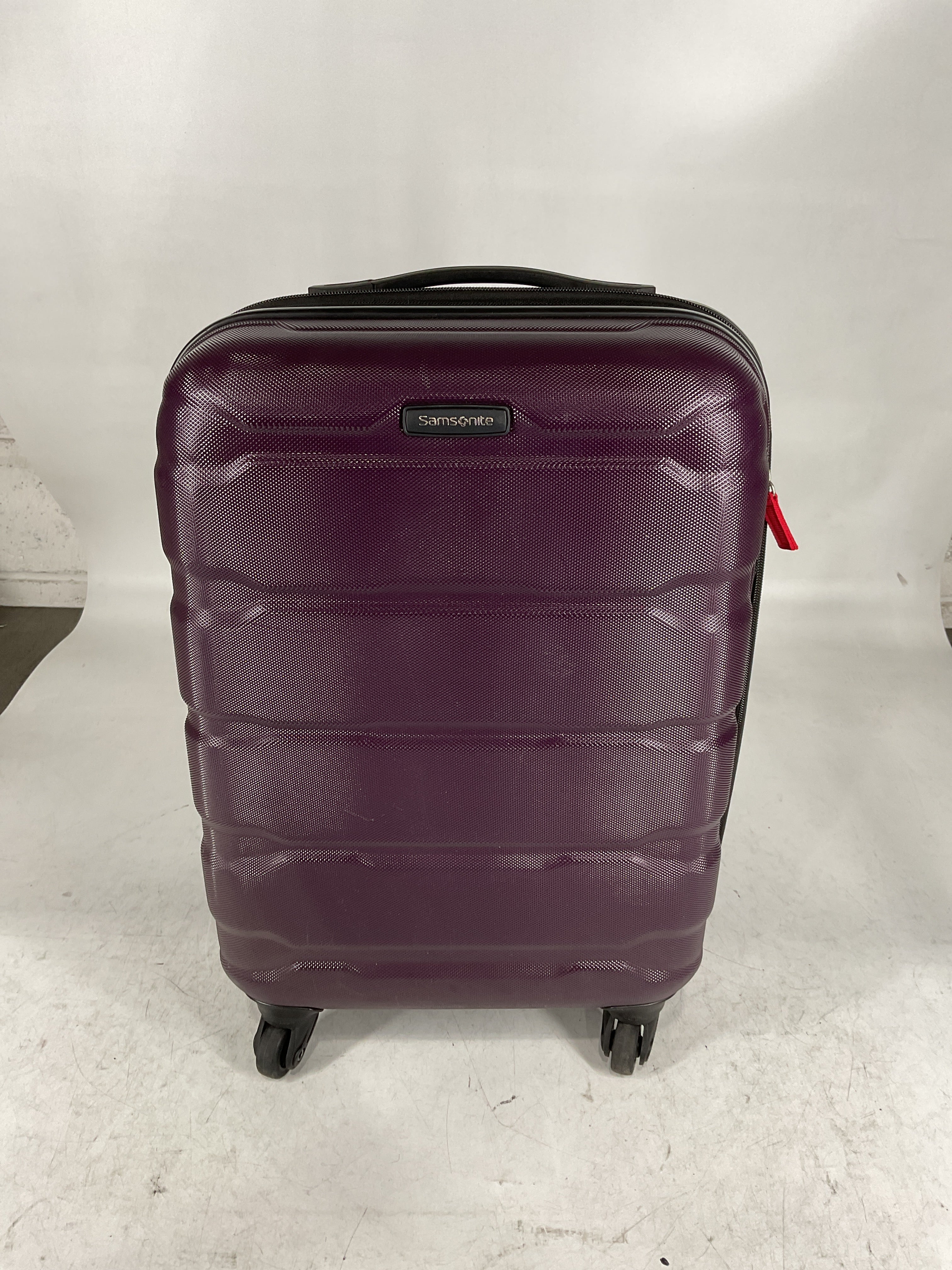 Samsonite Omni Pc Hardside Expandable Luggage with Spinner Wheels U10