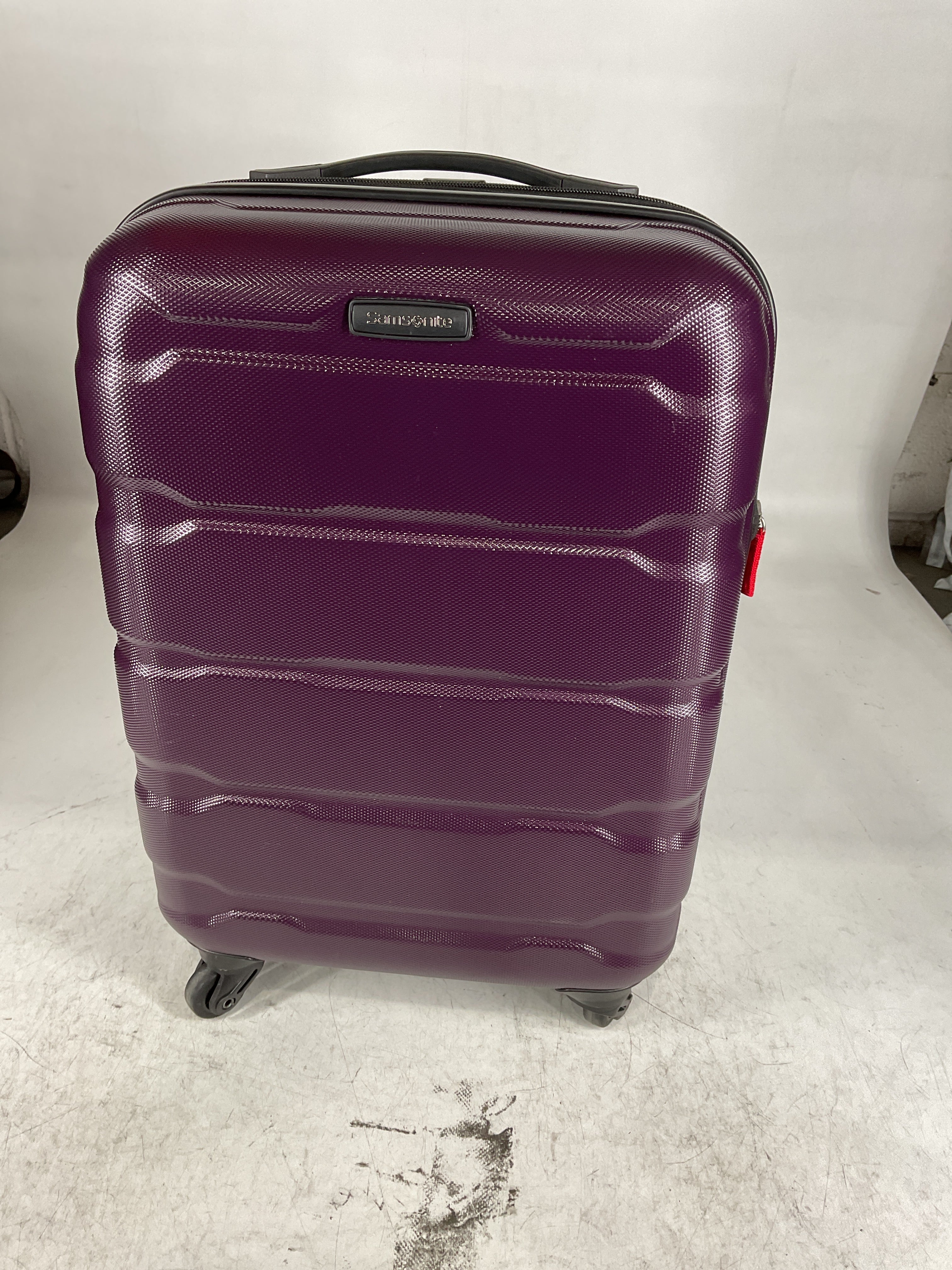 Samsonite Omni Pc Hardside Expandable Luggage with Spinner Wheels U16