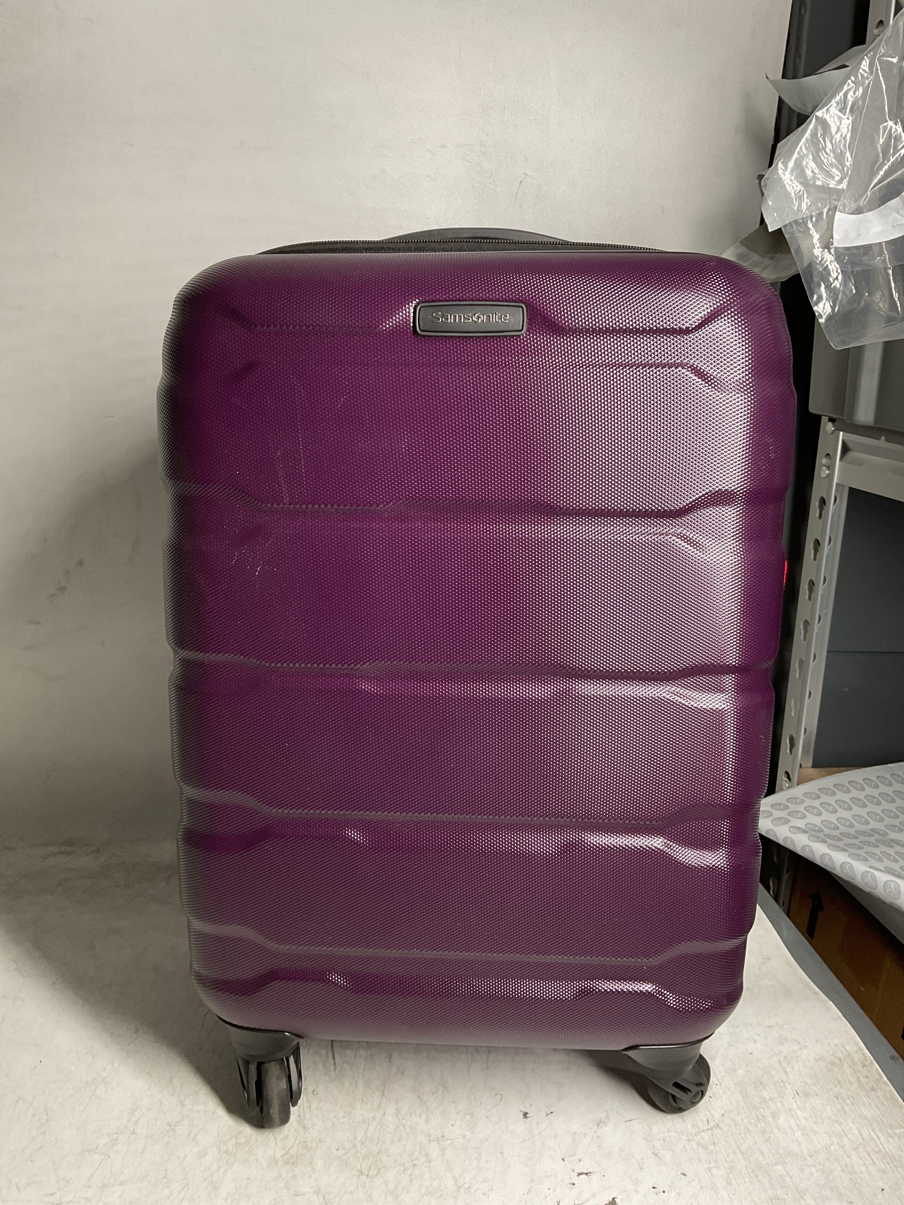 Samsonite Omni Pc Hardside Expandable Luggage with Spinner Wheels ( Purple , Carry-On 20-Inch ) Purple Carry On 20 Inch U43