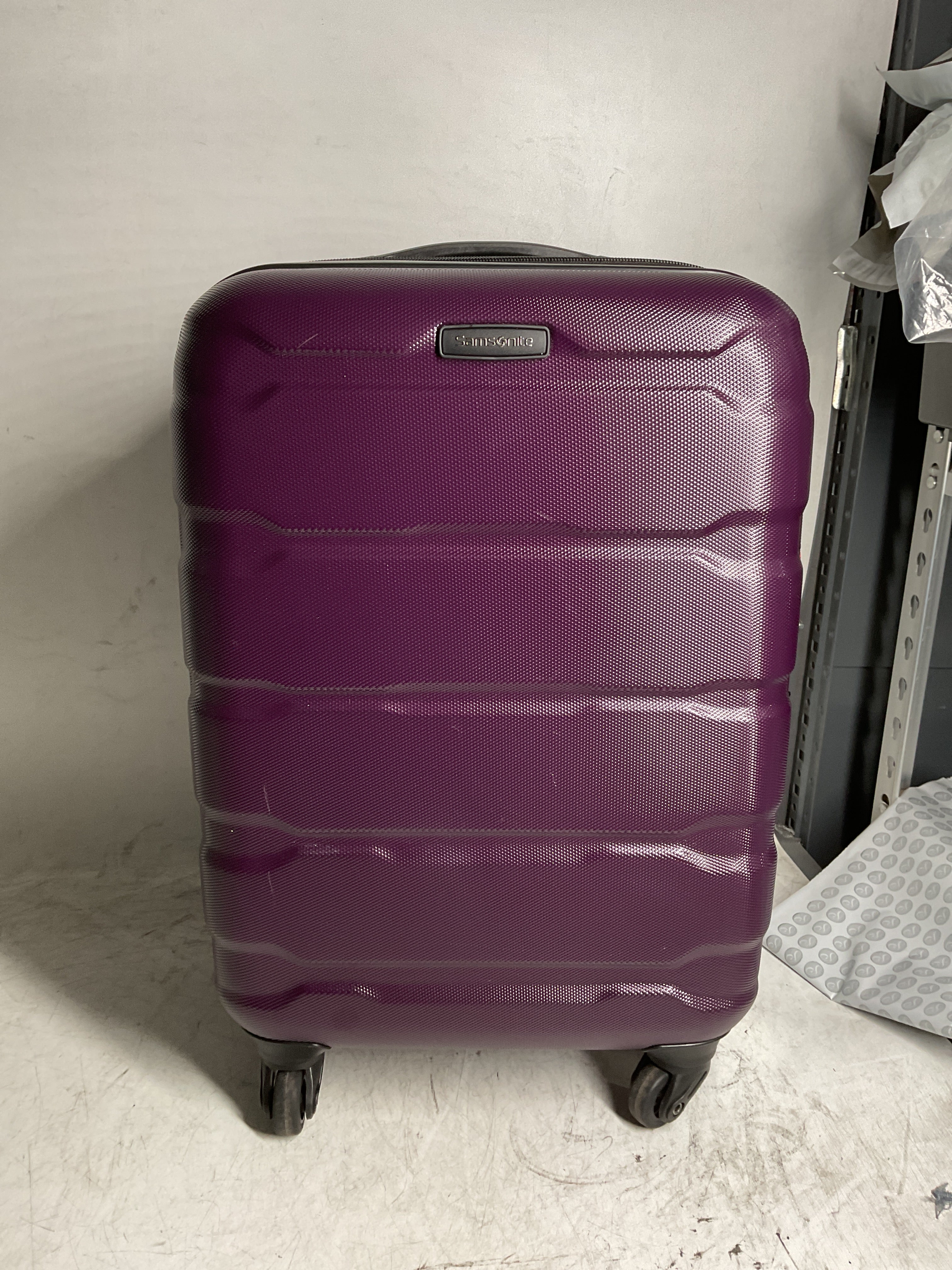 Samsonite Omni Pc Hardside Expandable Luggage with Spinner Wheels ( Purple , Carry-On 20-Inch ) Purple Carry On 20 Inch U45