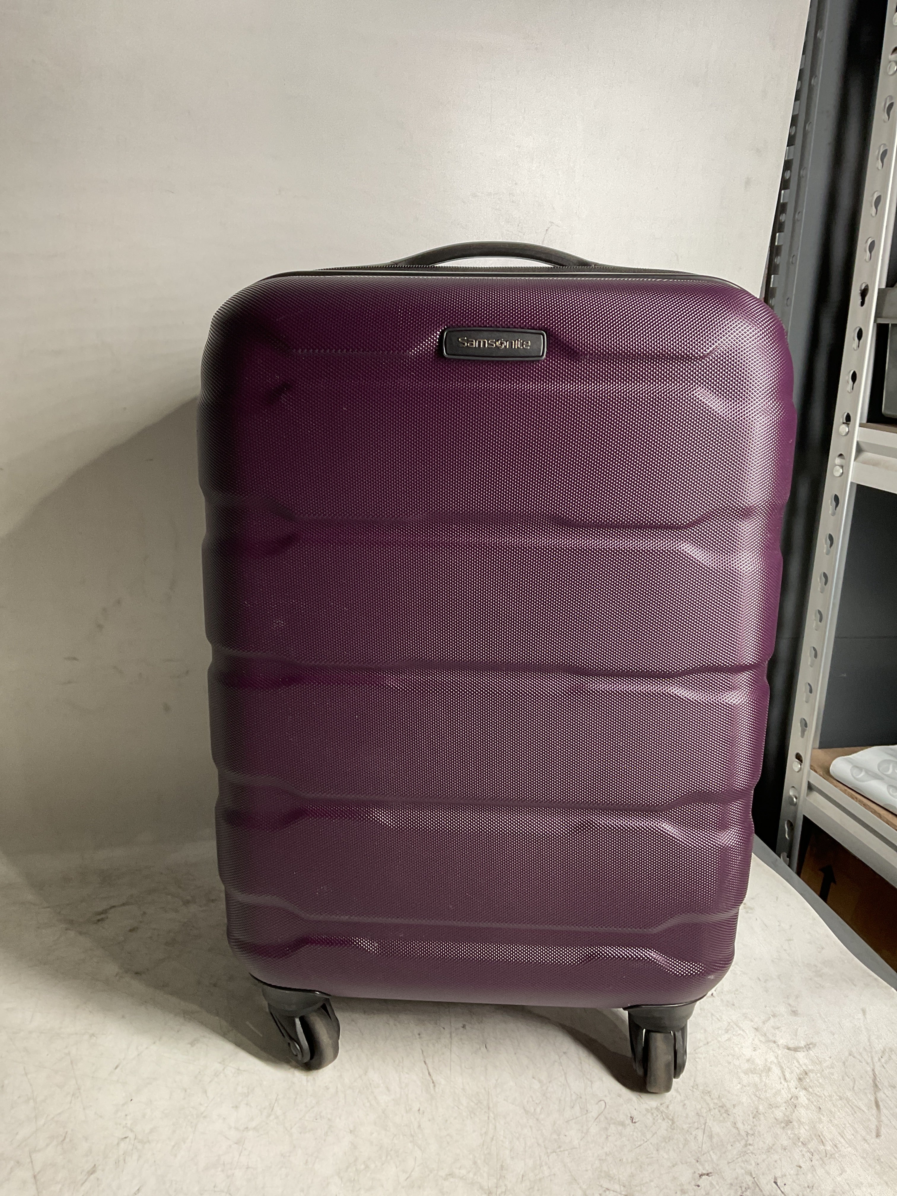 Samsonite Omni Pc Hardside Expandable Luggage with Spinner Wheels ( Purple , Carry-On 20-Inch ) Purple Carry On 20 Inch U48