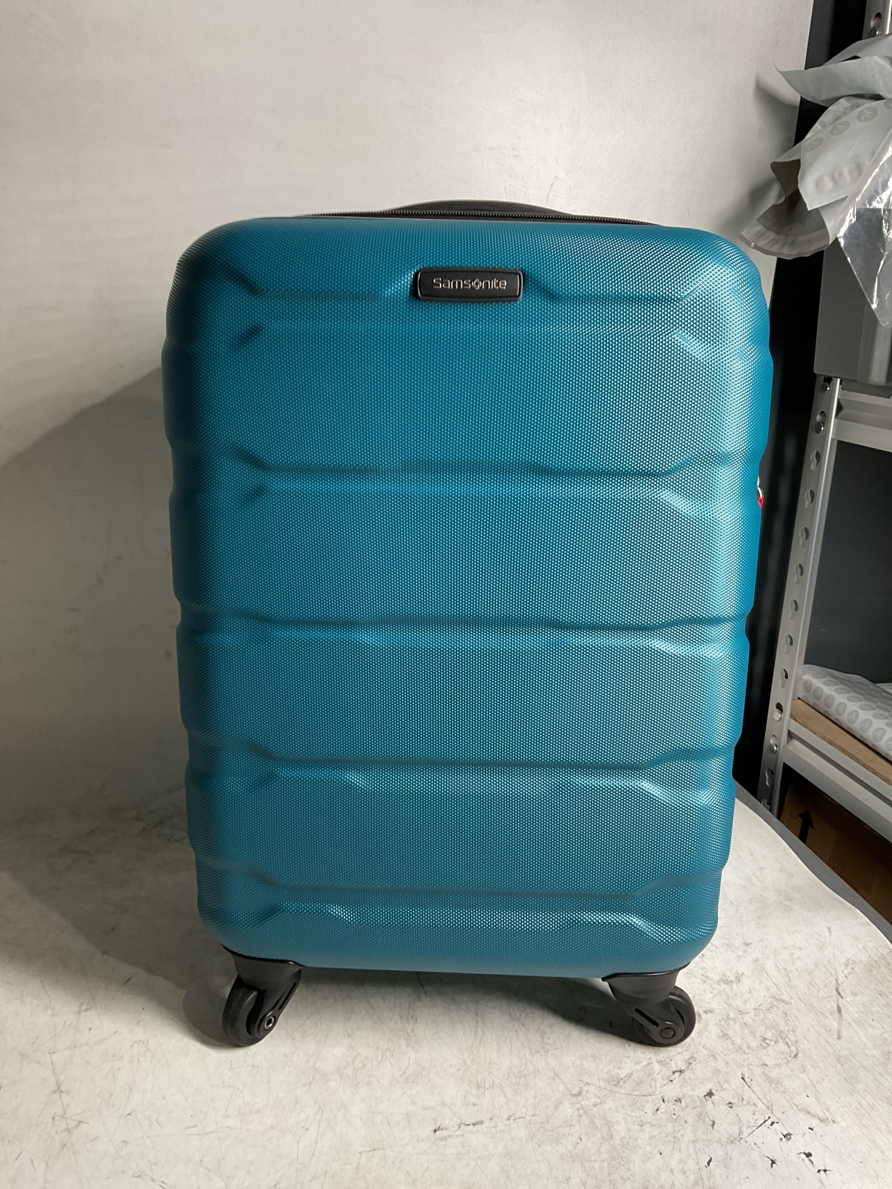 Samsonite Omni Pc Hardside Expandable Luggage with Spinner Wheels ( Caribbean Blue , Carry-On 20-Inch ) Caribbean Blue Carry On 20 Inch U23
