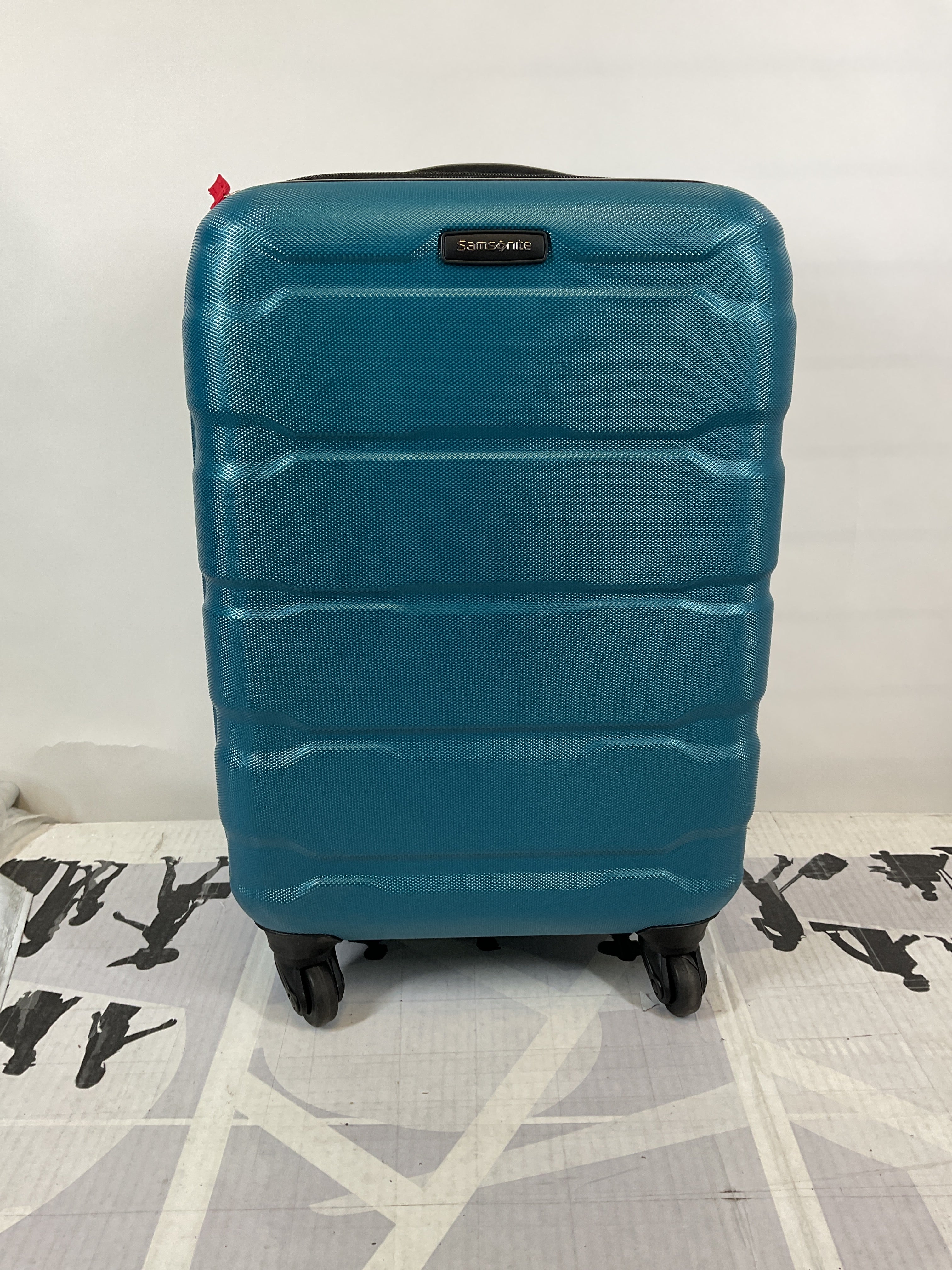 Samsonite Omni Carry-On 20-Inch PC Hardside Expandable Luggage with Spinner Wheels ( Caribbean Blue , Carry-On 20-Inch ) Caribbean Blue Carry On 20 Inch U33