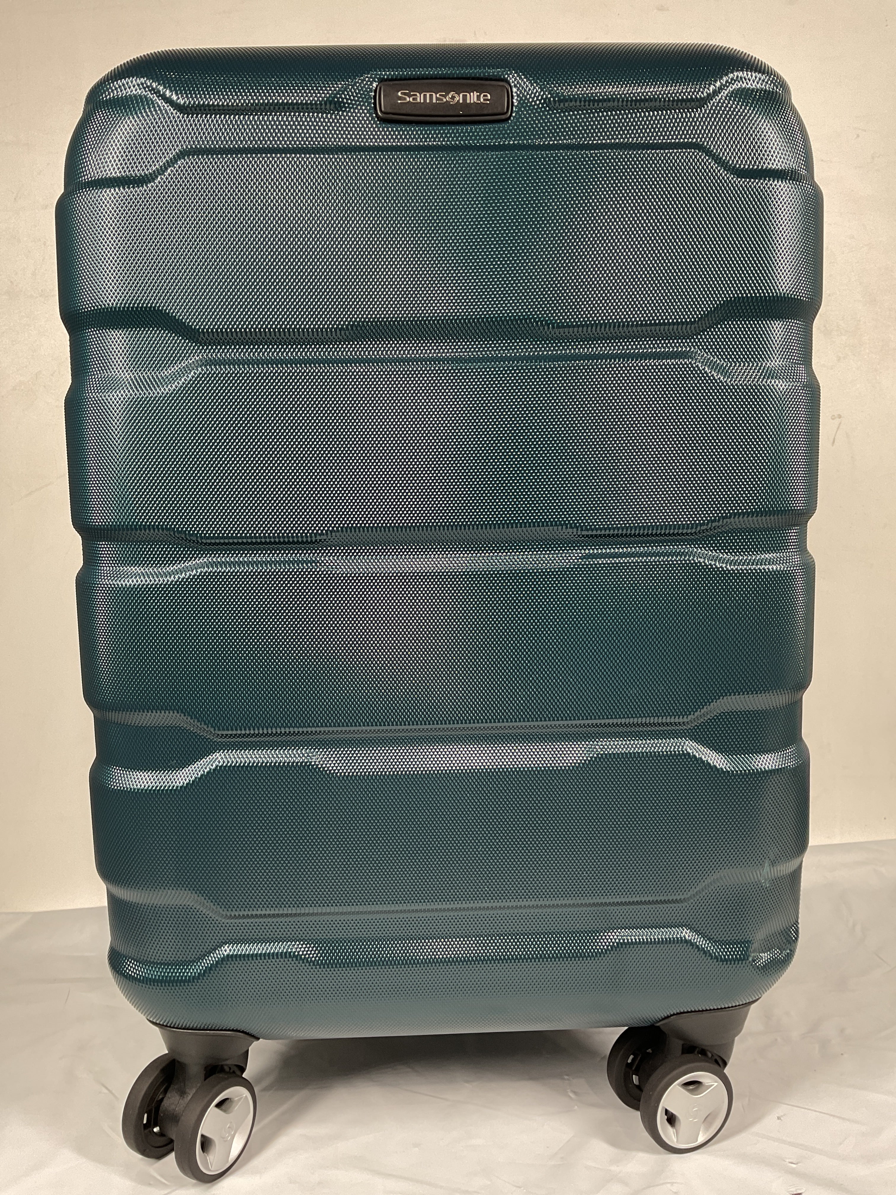 Samsonite Omni Carry-On 20-Inch PC Hardside Expandable Luggage with Spinner Wheels ( Teal , Carry-On 20-Inch ) Teal Carry On 20 Inch U28