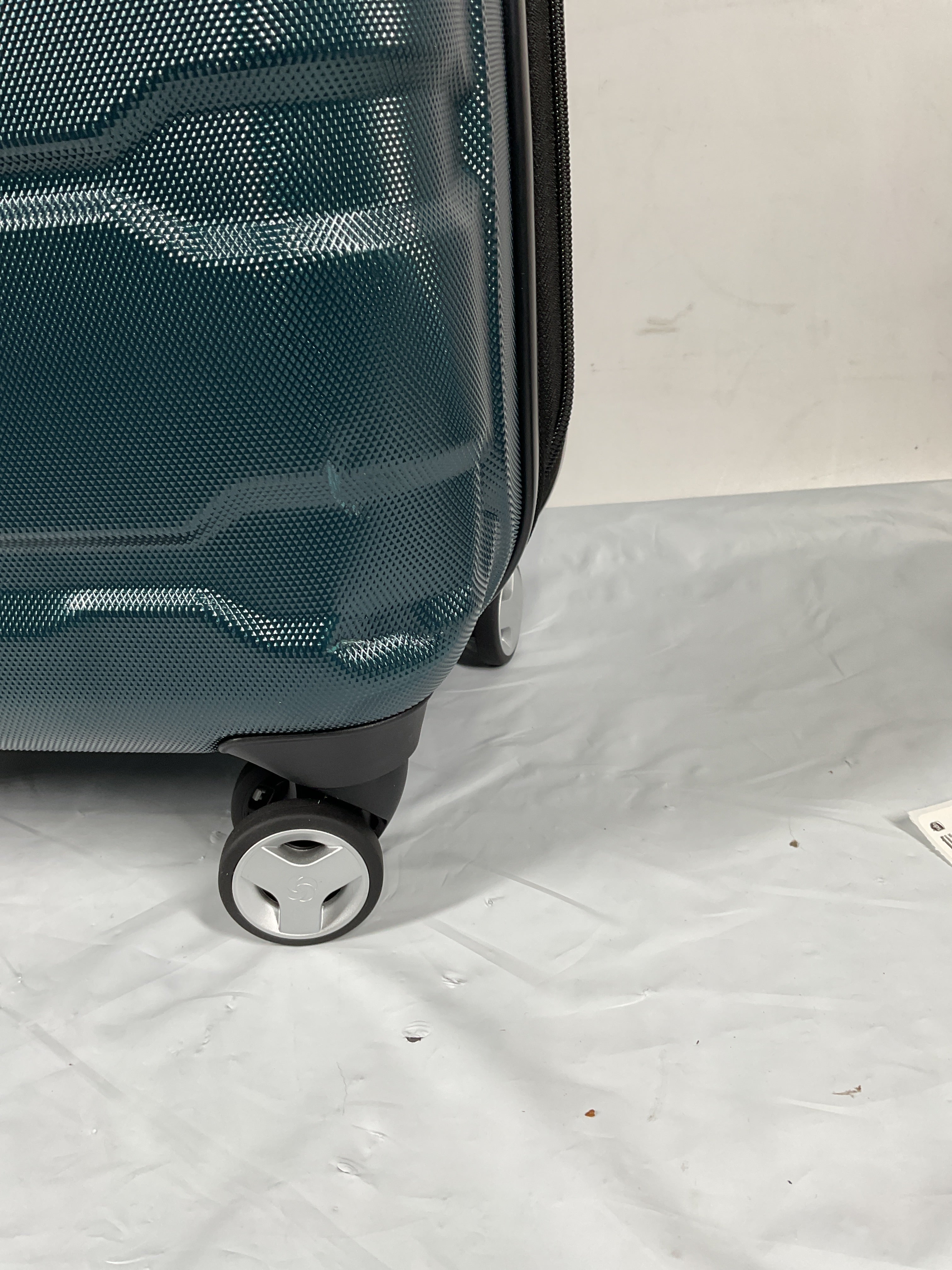 Samsonite Omni Carry-On 20-Inch PC Hardside Expandable Luggage with Spinner Wheels ( Teal , Carry-On 20-Inch ) Teal Carry On 20 Inch U28