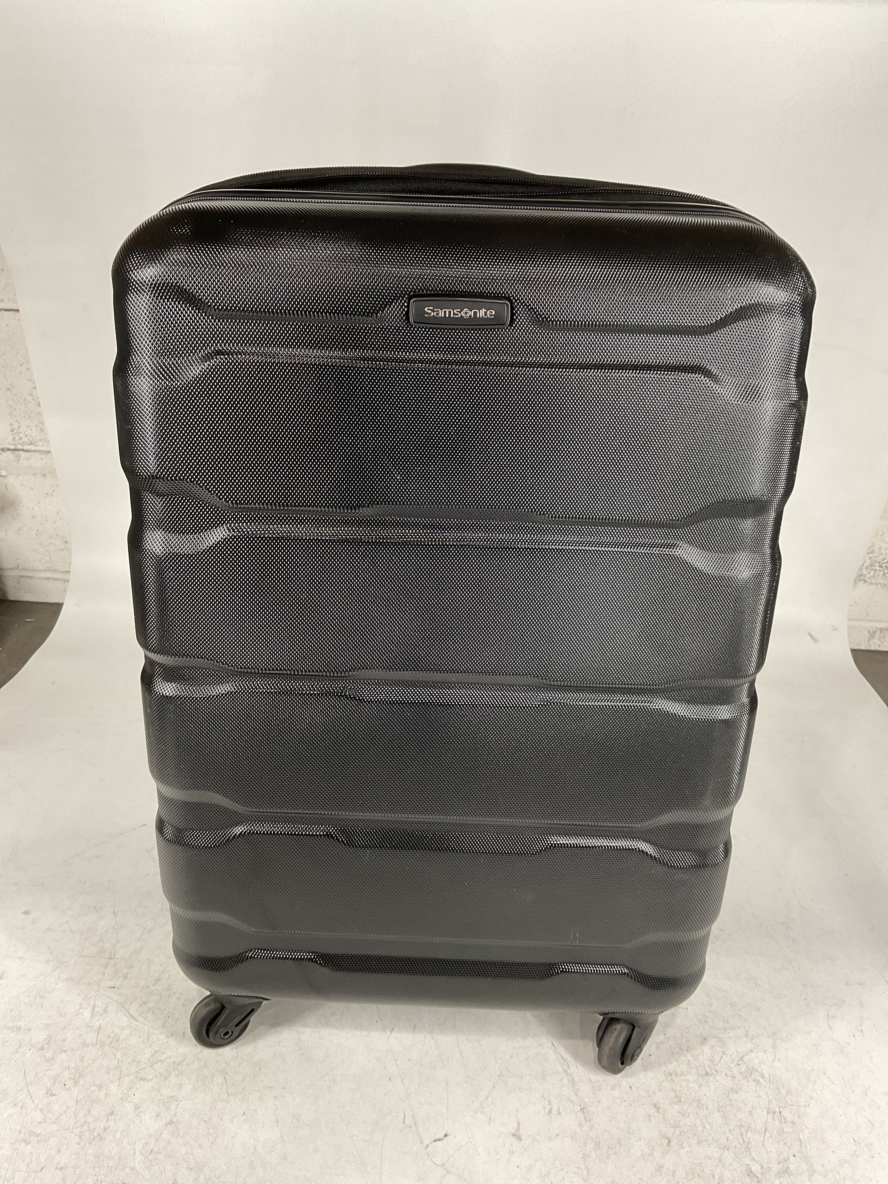 Samsonite Omni Pc Hardside Expandable Luggage with Spinner Wheels U9