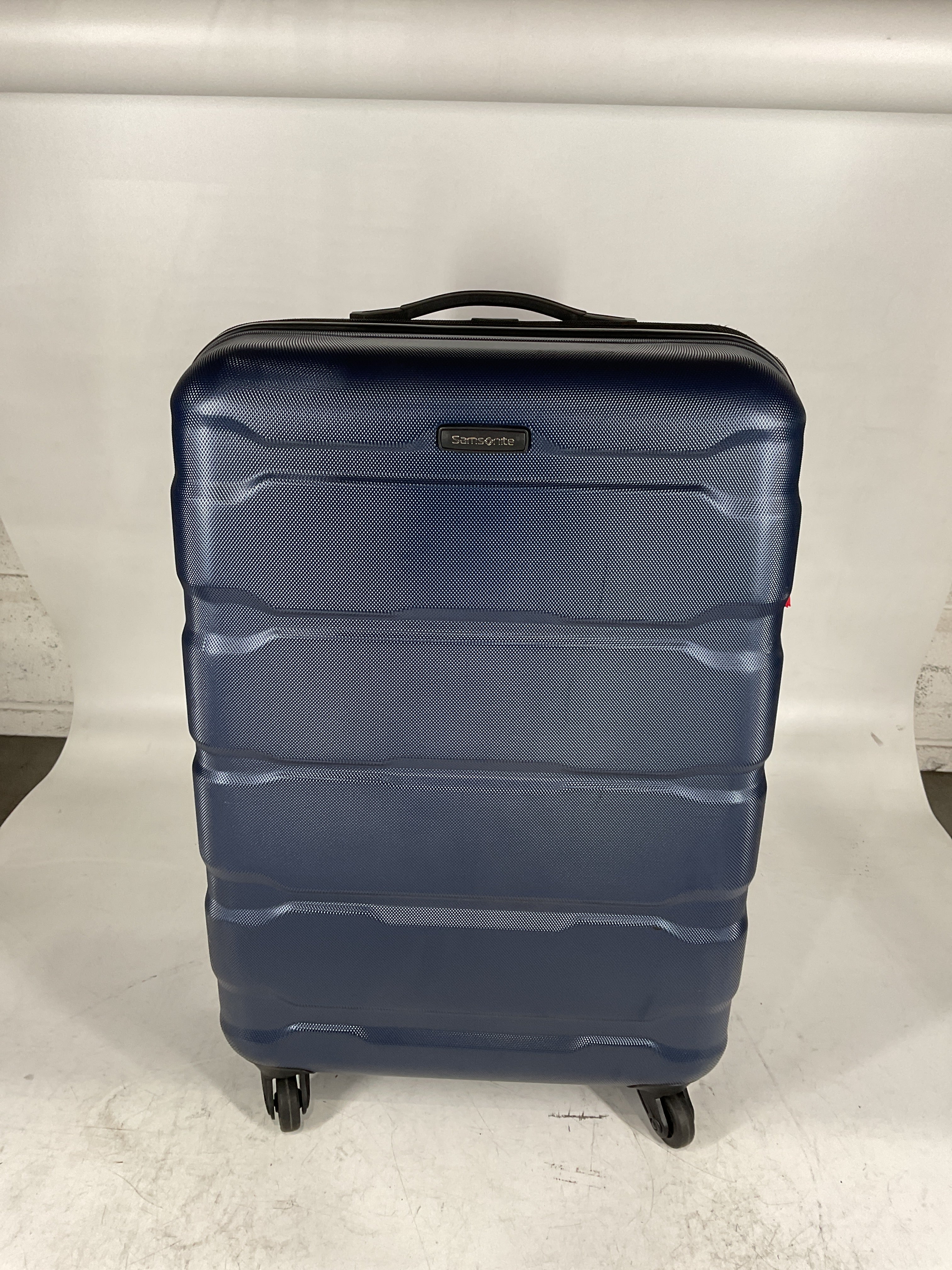 Samsonite Omni Pc Hardside Expandable Luggage with Spinner Wheels U11