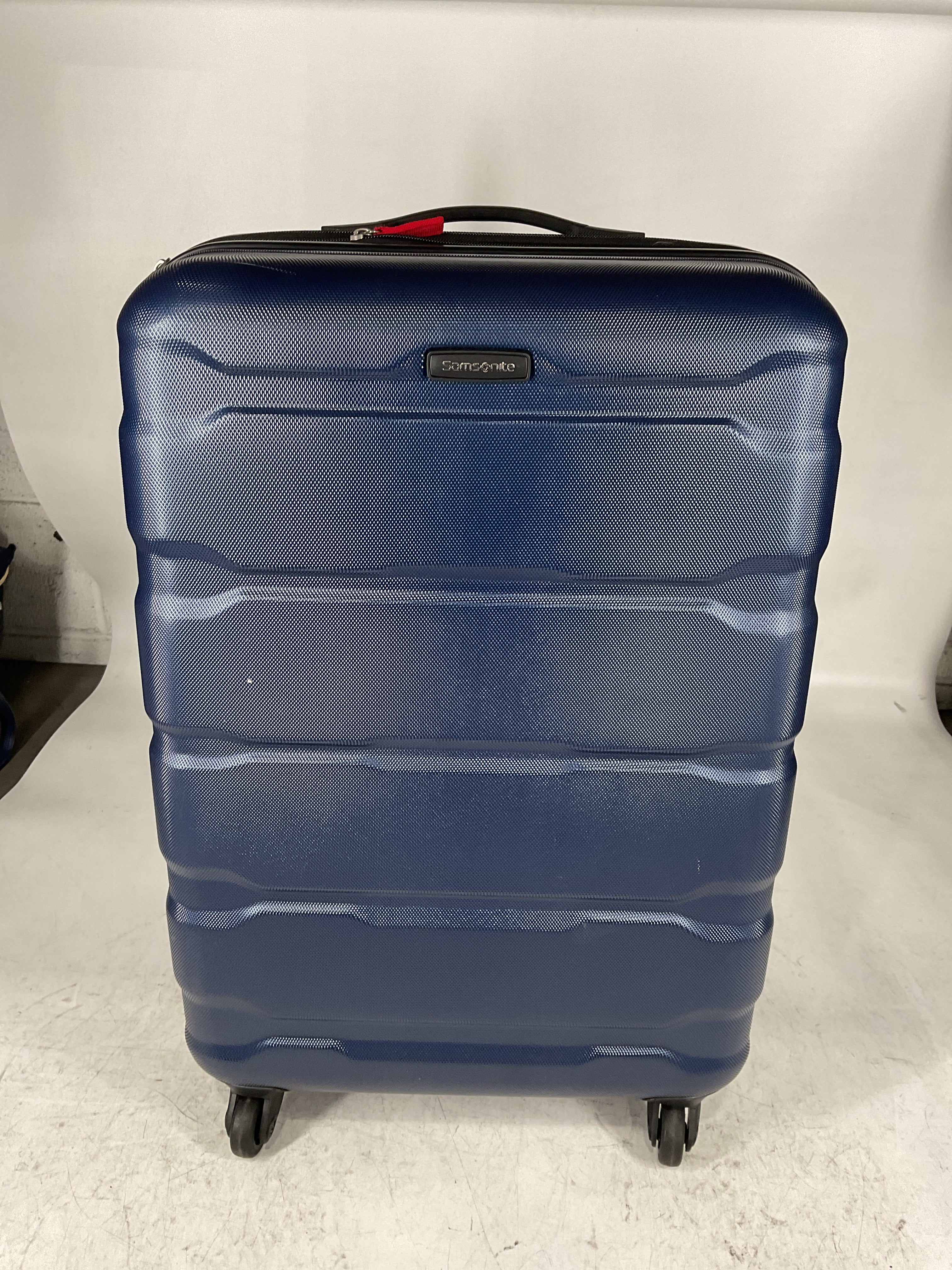 Samsonite Omni Pc Hardside Expandable Luggage with Spinner Wheels U12