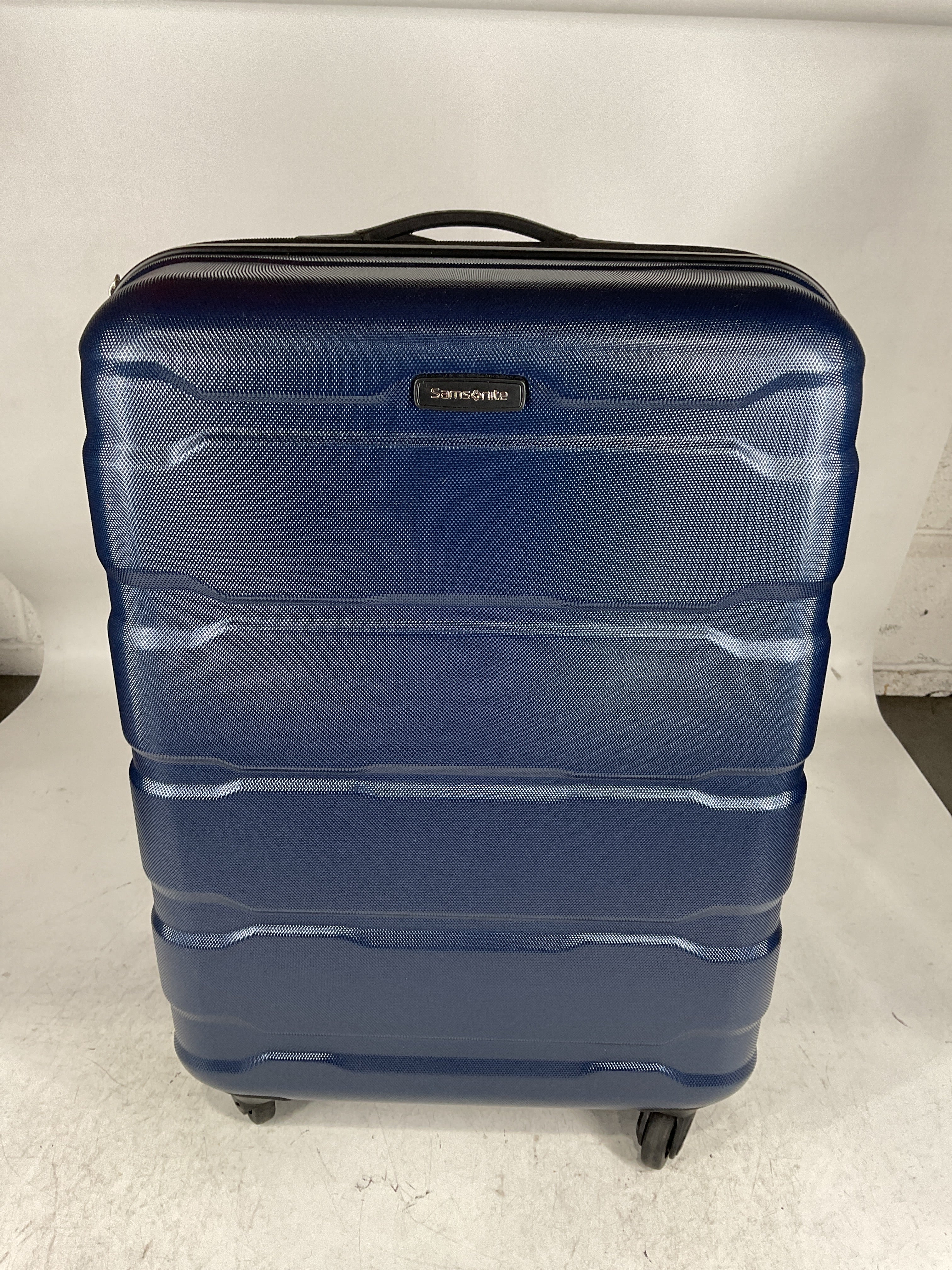 Samsonite Omni Pc Hardside Expandable Luggage with Spinner Wheels U13