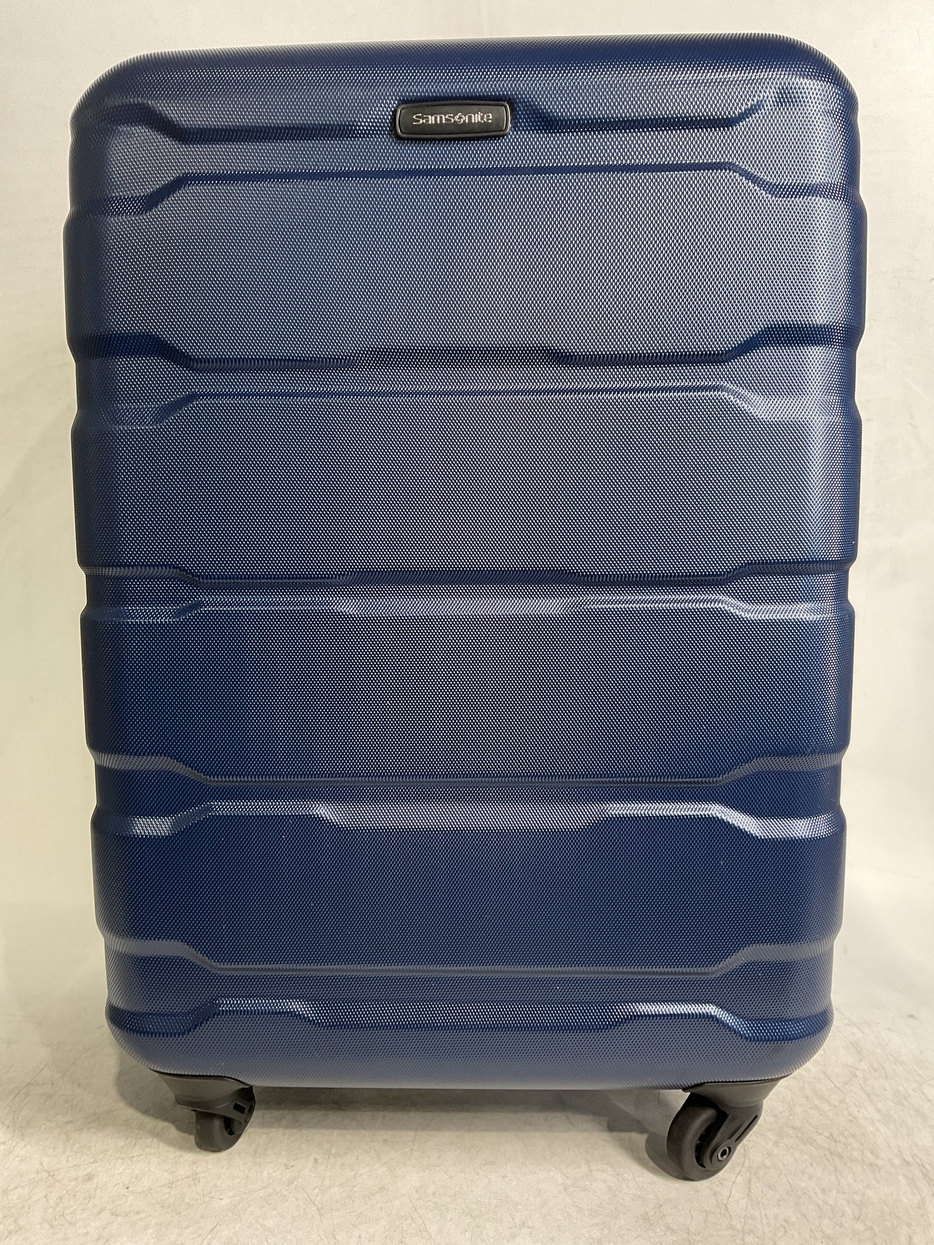 Samsonite Omni Pc Hardside Expandable Luggage with Spinner Wheels ( Navy , Checked-Medium 24-Inch ) Navy Checked Medium 24 Inch U38