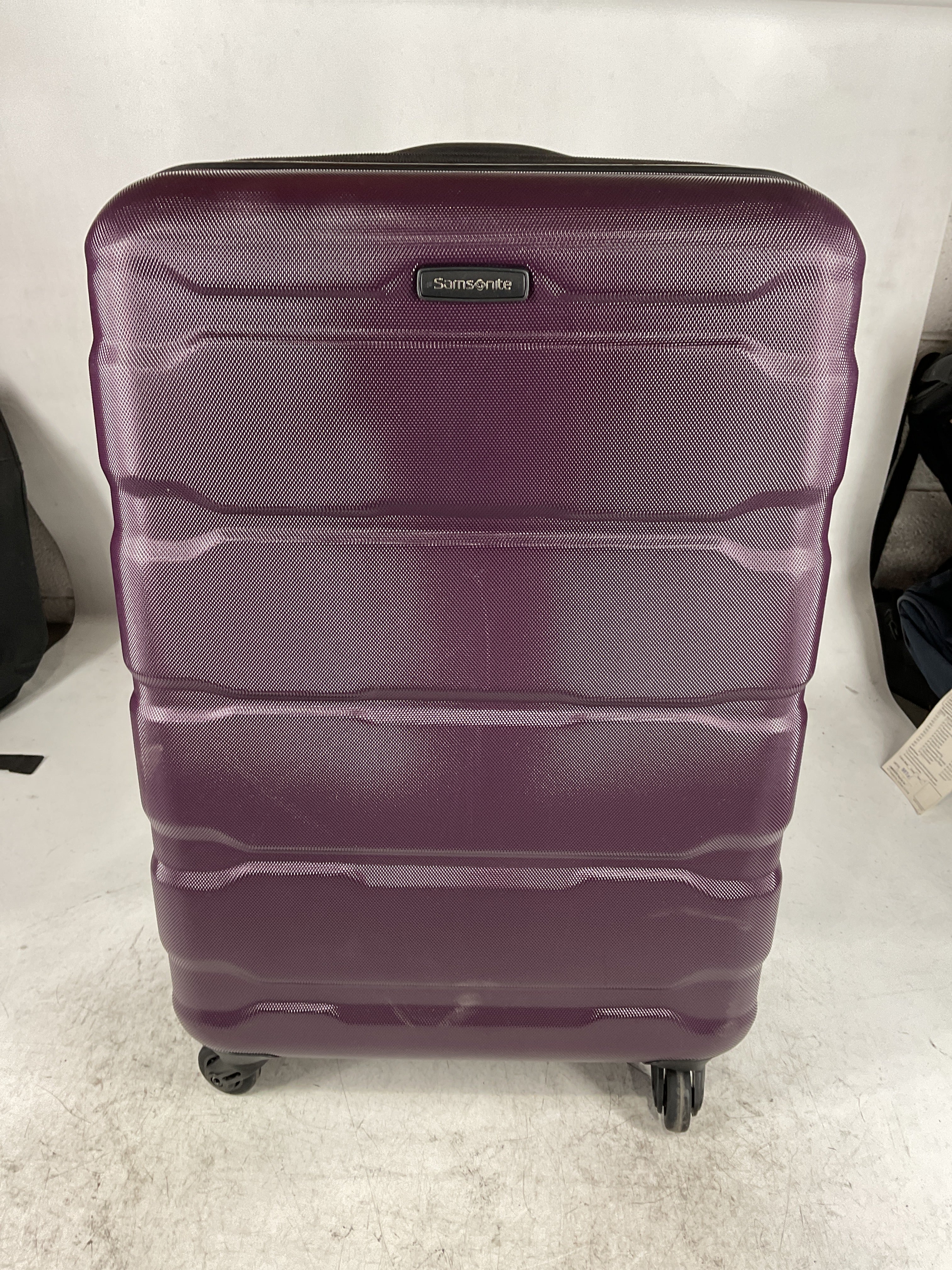 Samsonite Omni Pc Hardside Expandable Luggage with Spinner Wheels Purple Checked Medium 24 Inch U11