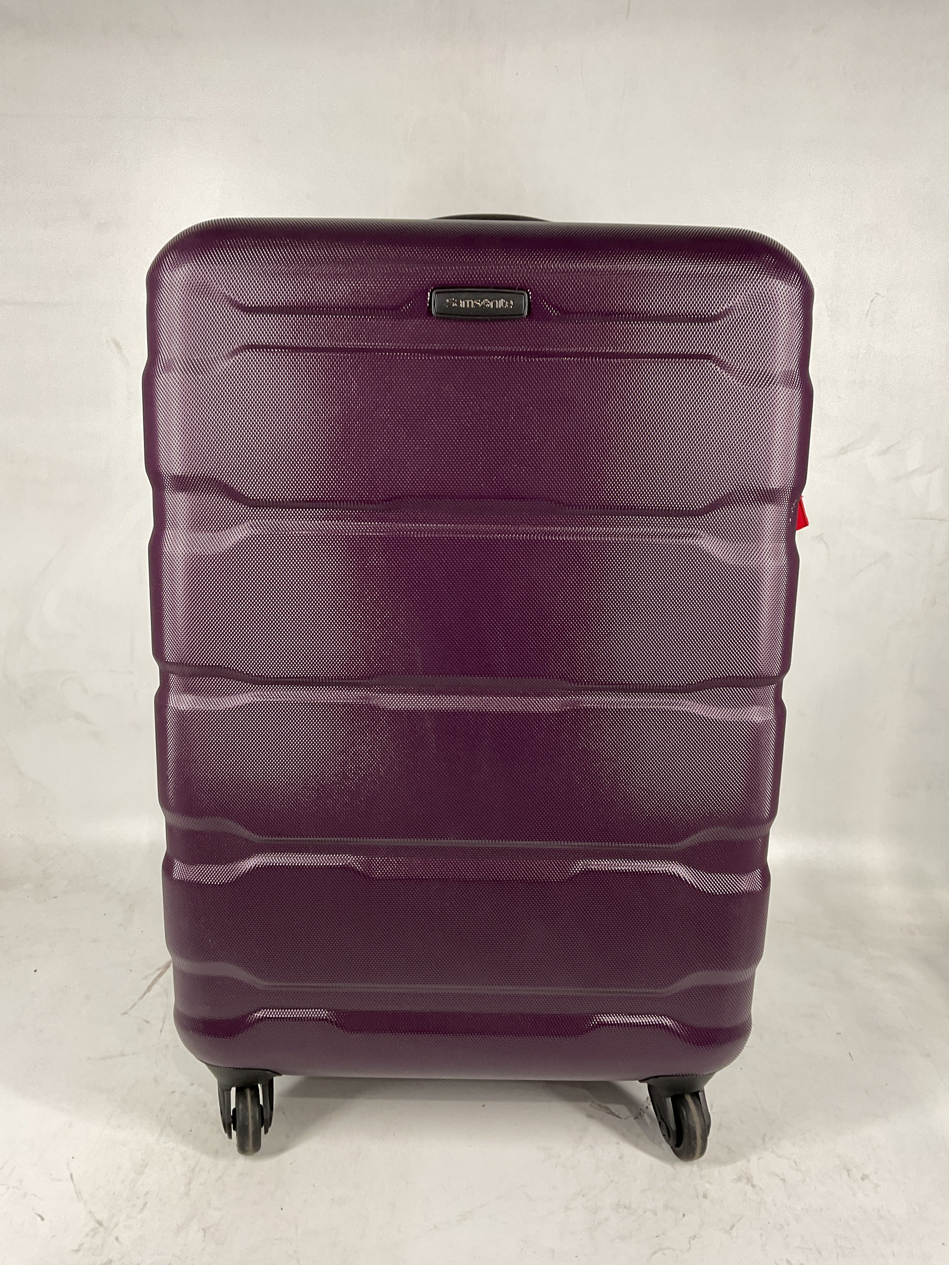 Samsonite Omni Pc Hardside Expandable Luggage with Spinner Wheels Purple Checked Medium 24 Inch U16